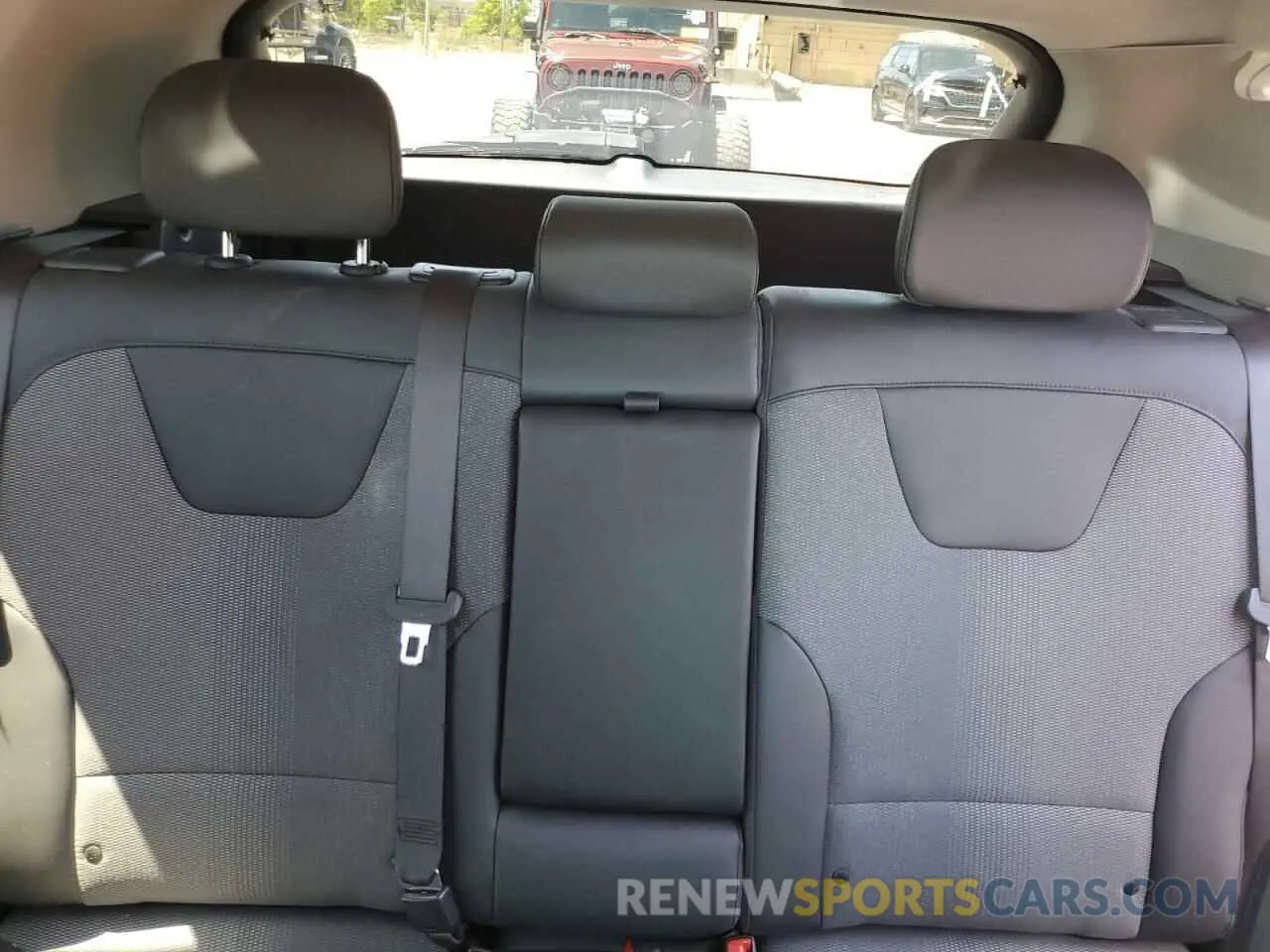 10 Photograph of a damaged car KNDCR3LE2R5122080 KIA NIRO 2024