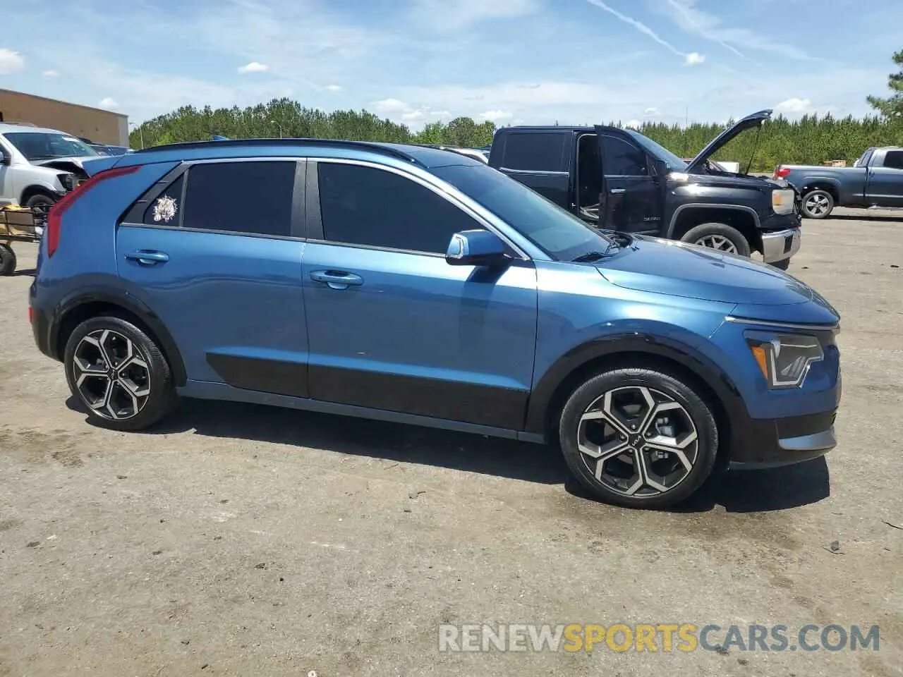 4 Photograph of a damaged car KNDCR3LE2R5122080 KIA NIRO 2024