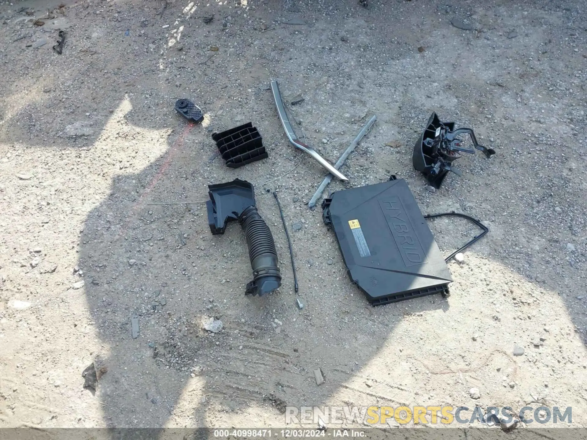 12 Photograph of a damaged car KNDCR3LE2R5173868 KIA NIRO 2024