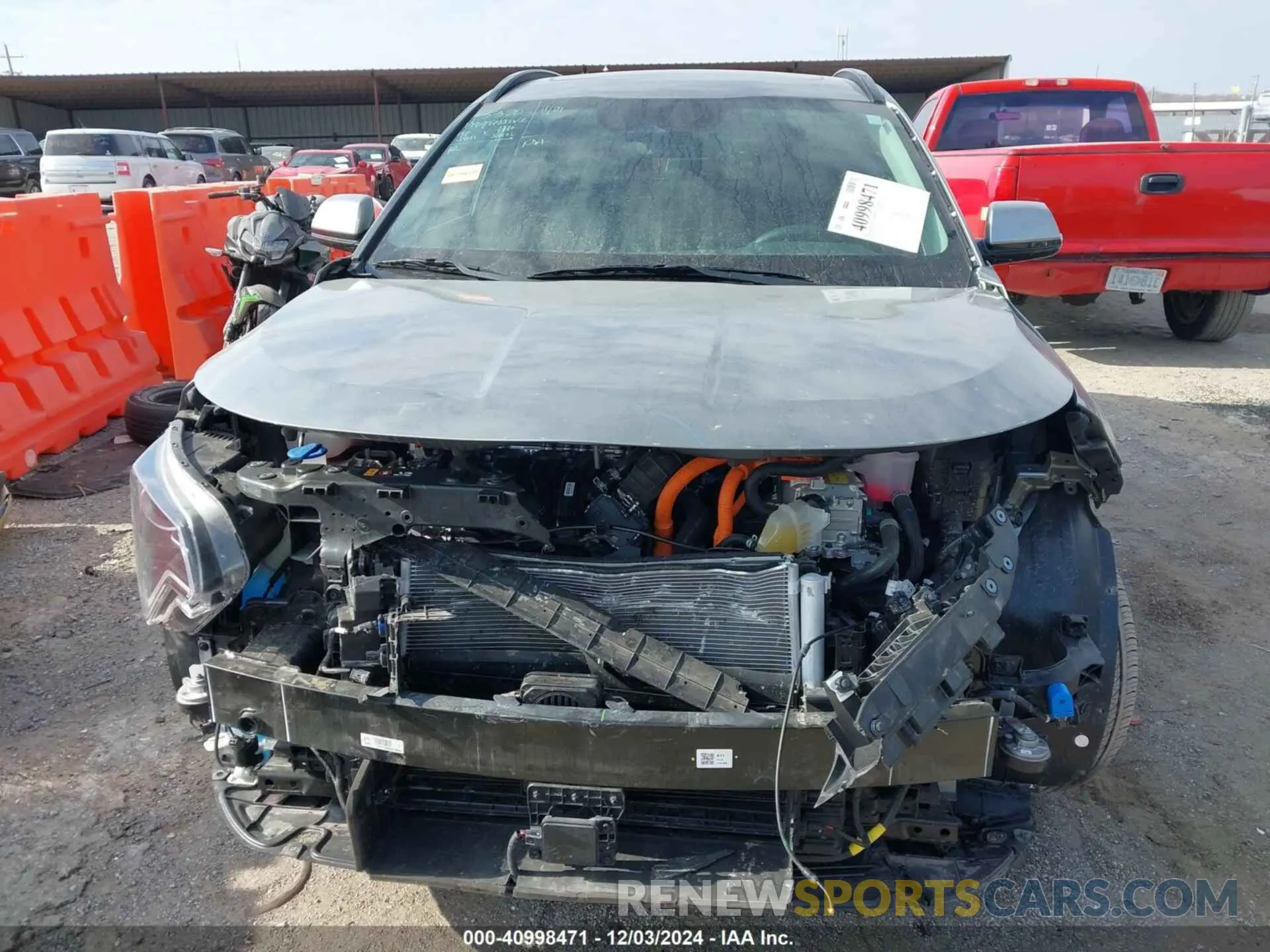 13 Photograph of a damaged car KNDCR3LE2R5173868 KIA NIRO 2024
