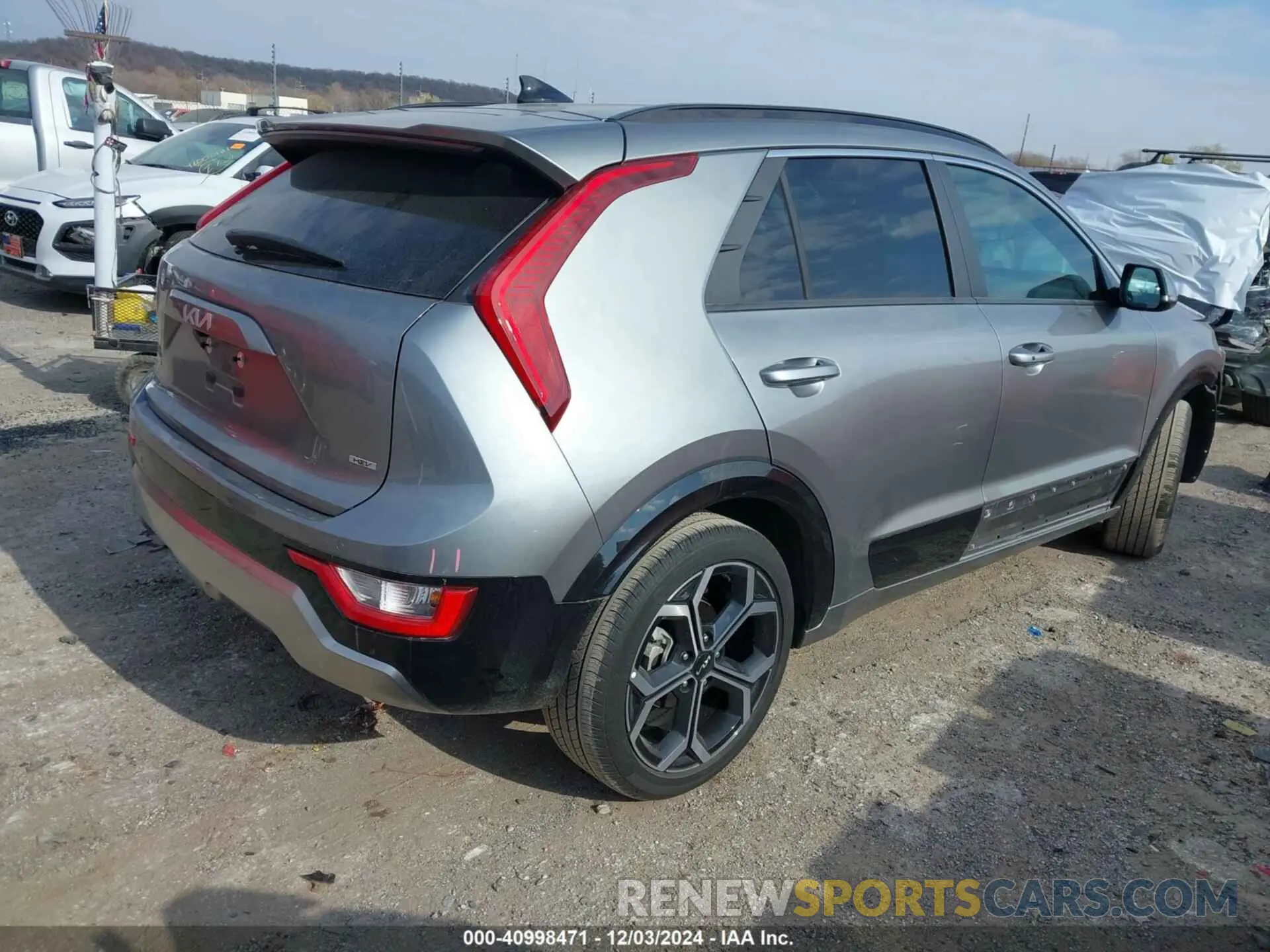 4 Photograph of a damaged car KNDCR3LE2R5173868 KIA NIRO 2024