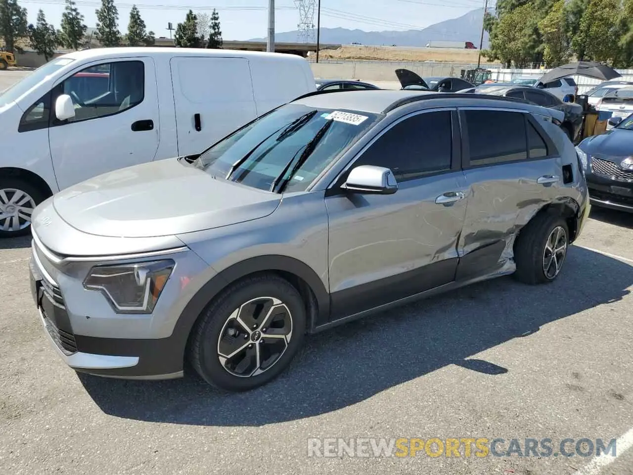 1 Photograph of a damaged car KNDCR3LE3R5125358 KIA NIRO 2024