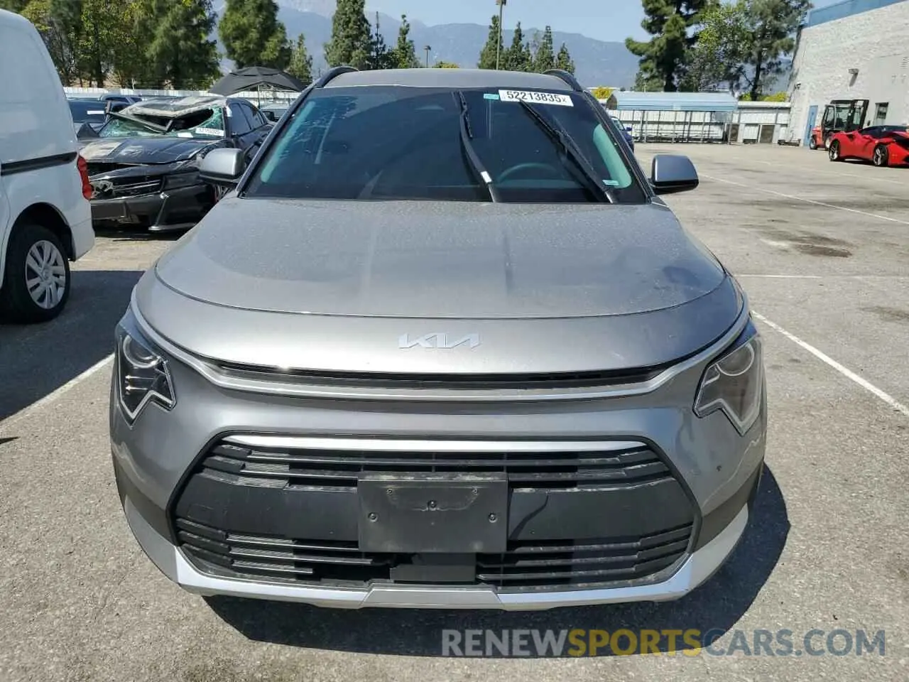 5 Photograph of a damaged car KNDCR3LE3R5125358 KIA NIRO 2024