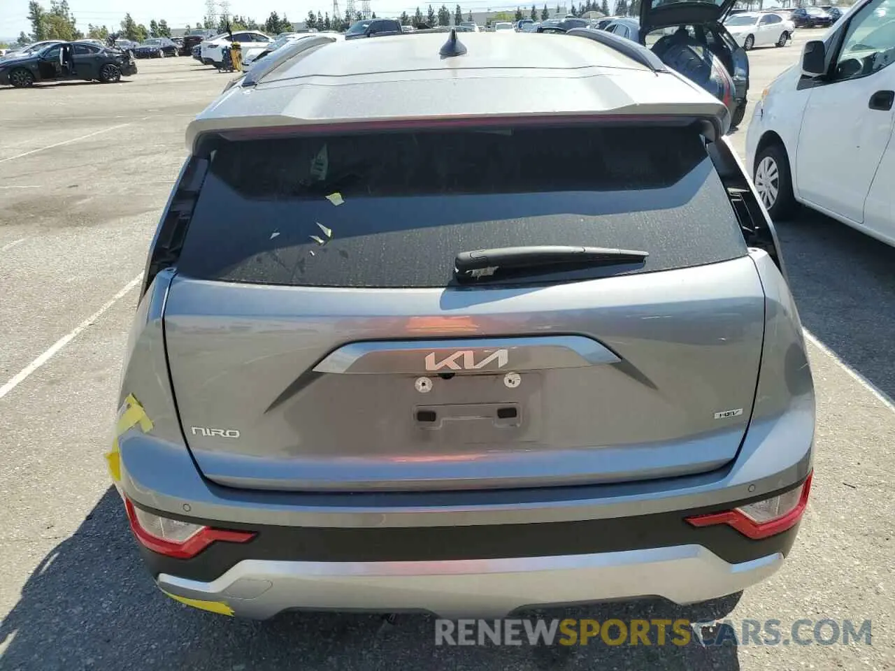6 Photograph of a damaged car KNDCR3LE3R5125358 KIA NIRO 2024