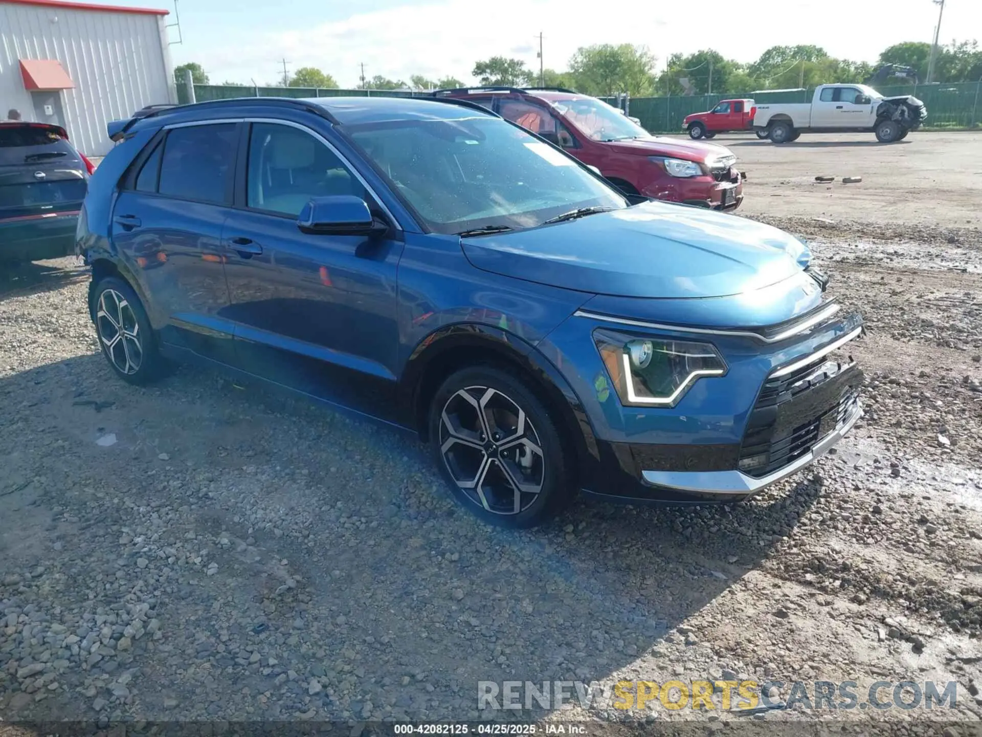 1 Photograph of a damaged car KNDCR3LE4R5144596 KIA NIRO 2024