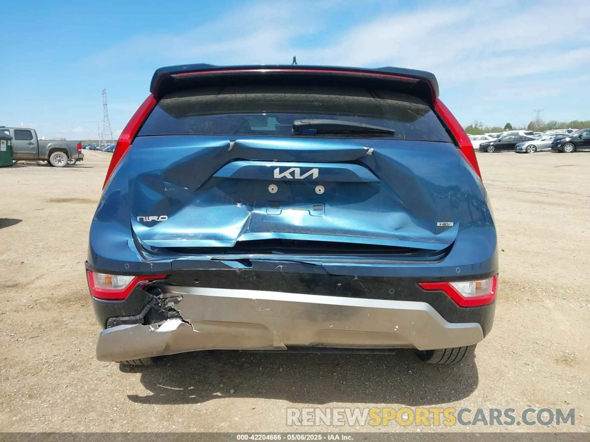 16 Photograph of a damaged car KNDCR3LE4R5149572 KIA NIRO 2024