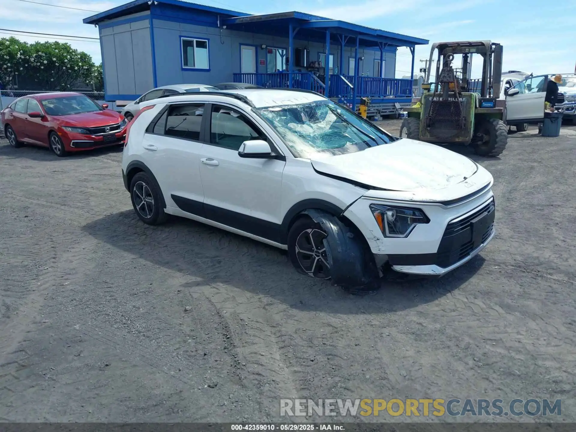 1 Photograph of a damaged car KNDCR3LE7R5187474 KIA NIRO 2024