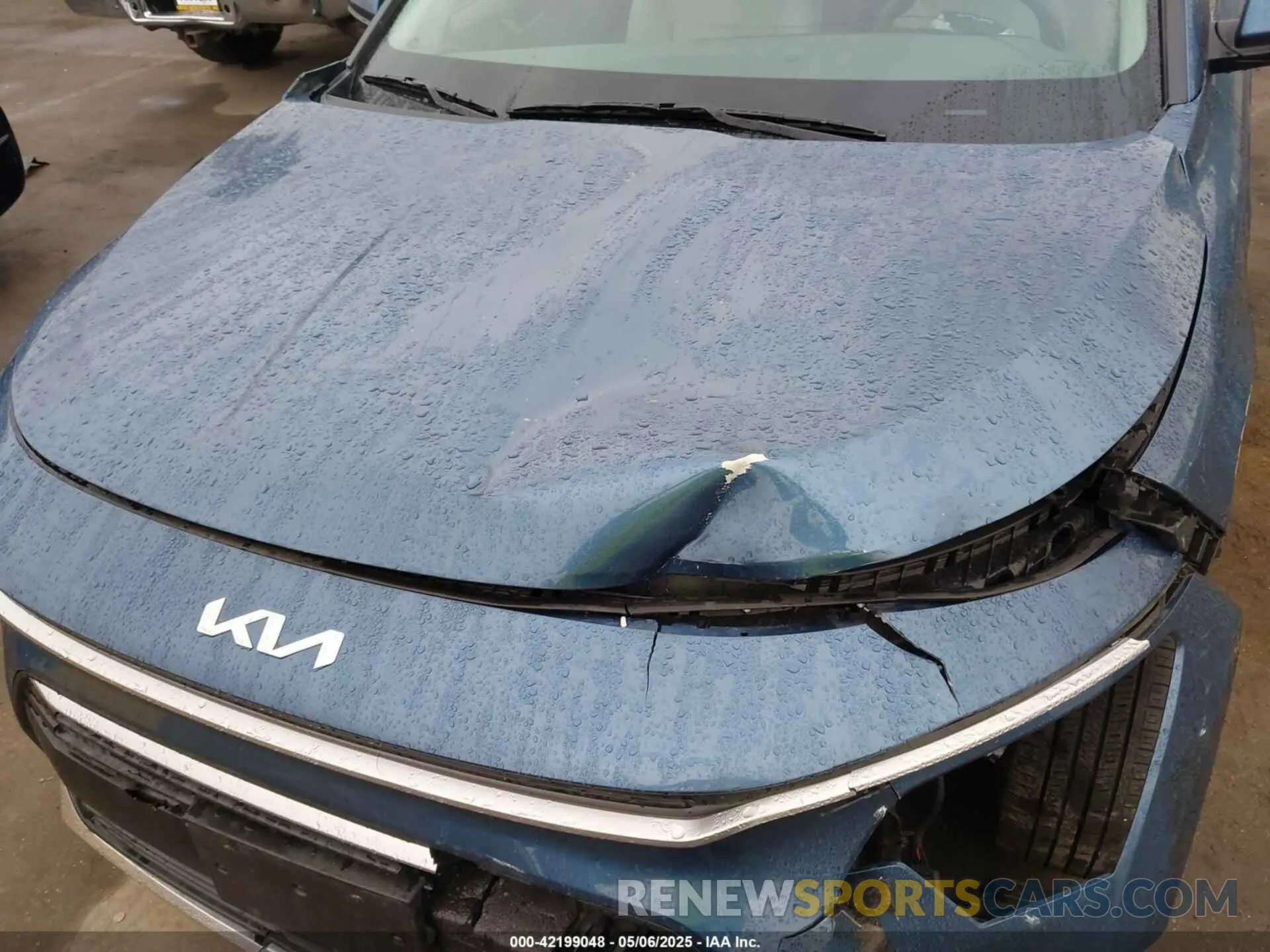 20 Photograph of a damaged car KNDCR3LE7R5197096 KIA NIRO 2024