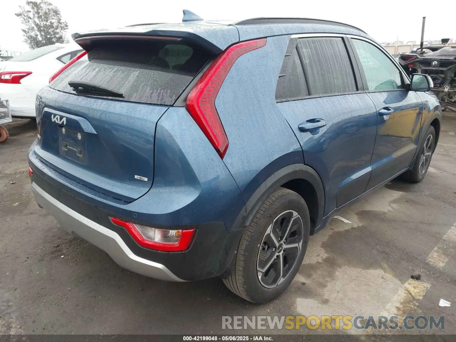 4 Photograph of a damaged car KNDCR3LE7R5197096 KIA NIRO 2024