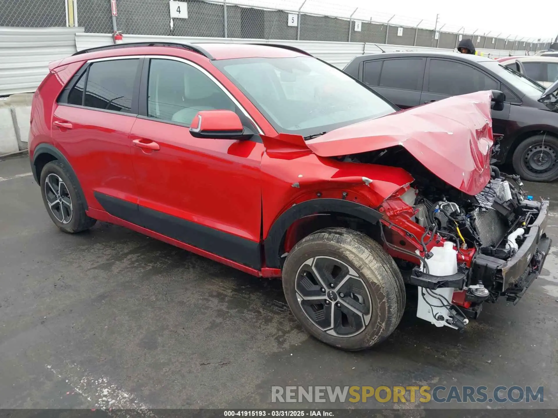1 Photograph of a damaged car KNDCR3LE8R5146531 KIA NIRO 2024
