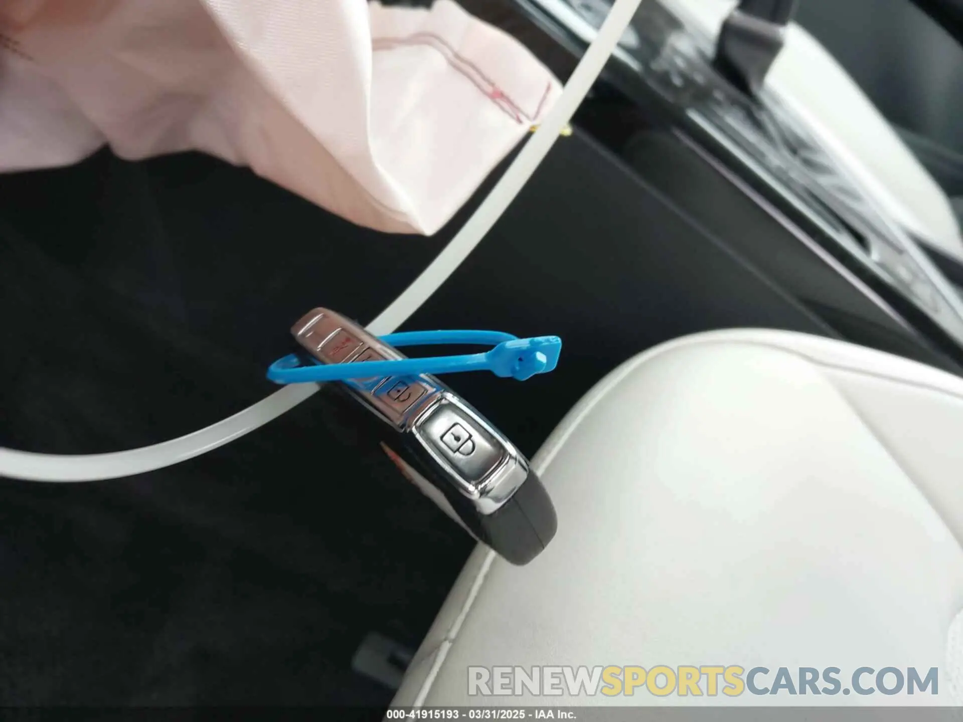 11 Photograph of a damaged car KNDCR3LE8R5146531 KIA NIRO 2024