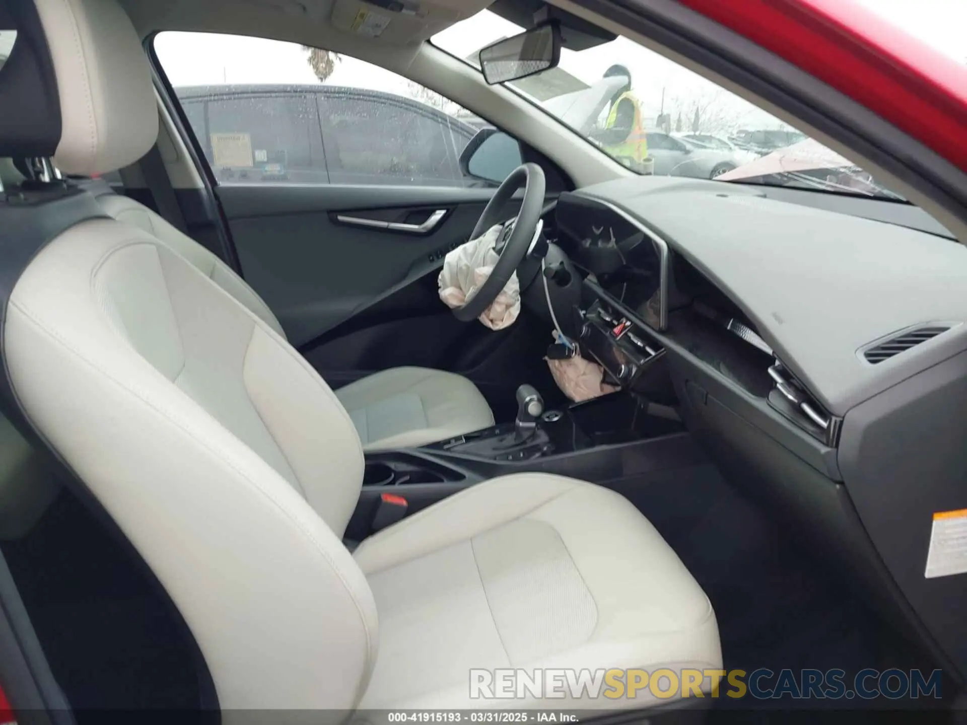 5 Photograph of a damaged car KNDCR3LE8R5146531 KIA NIRO 2024
