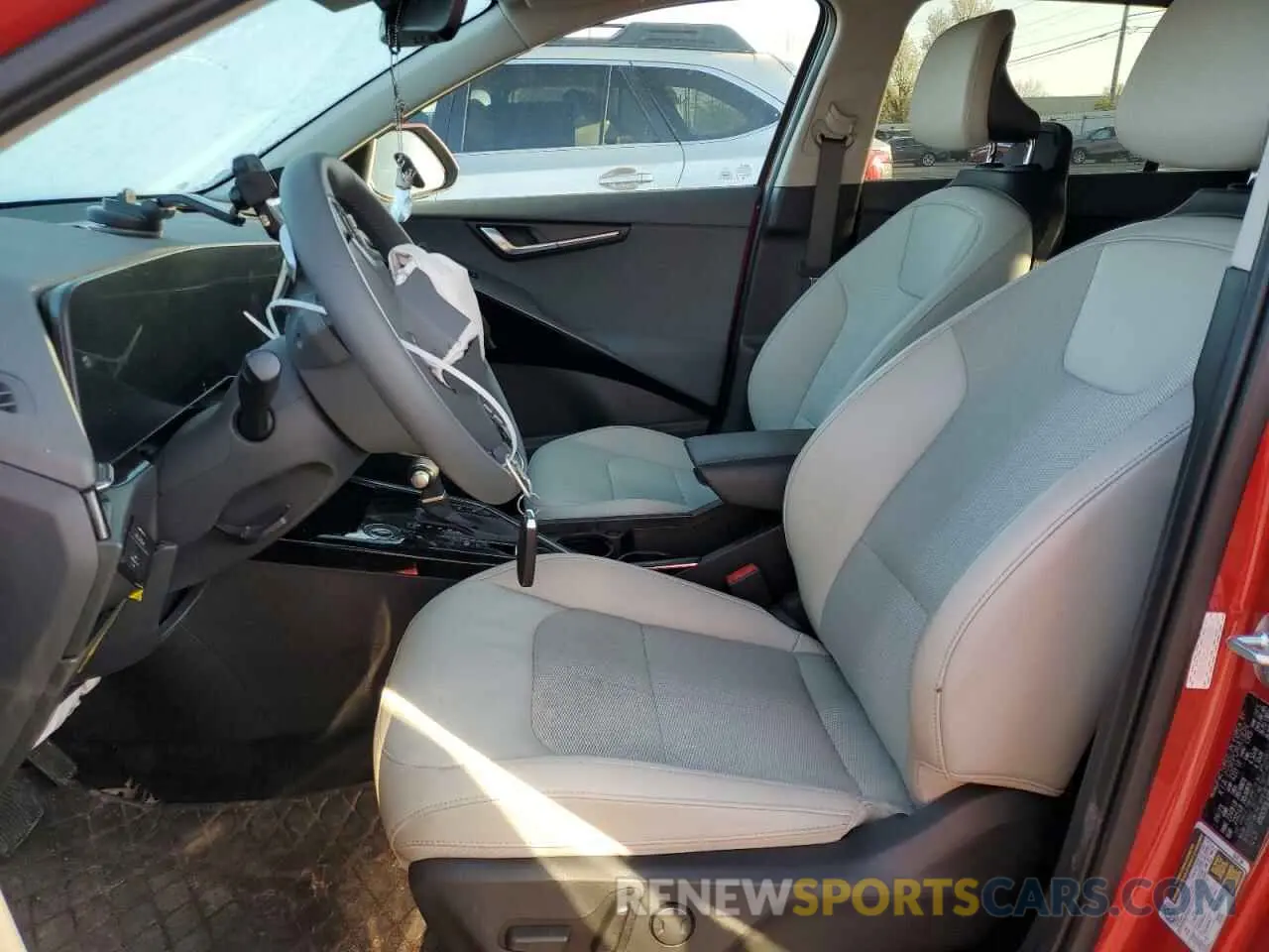 7 Photograph of a damaged car KNDCR3LE9R5136929 KIA NIRO 2024