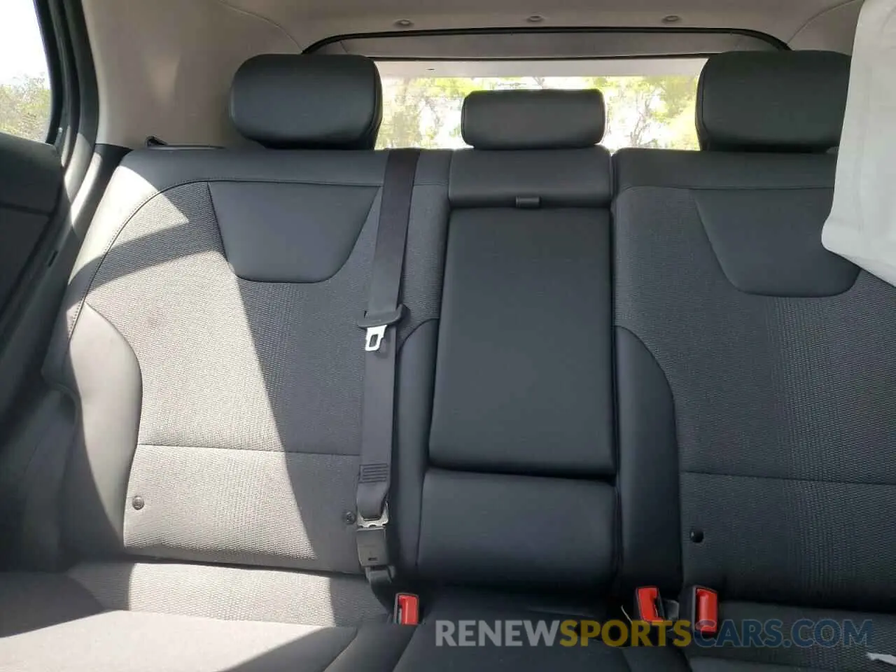 10 Photograph of a damaged car KNDCR3LE9R5188111 KIA NIRO 2024