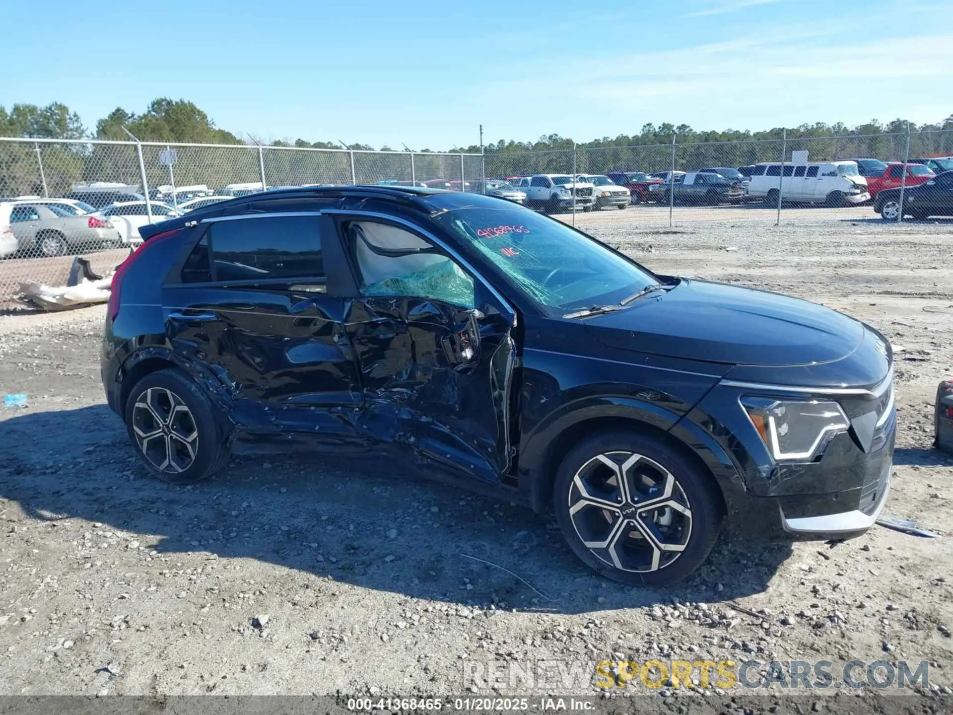 13 Photograph of a damaged car KNDCT3LE3R5135227 KIA NIRO 2024