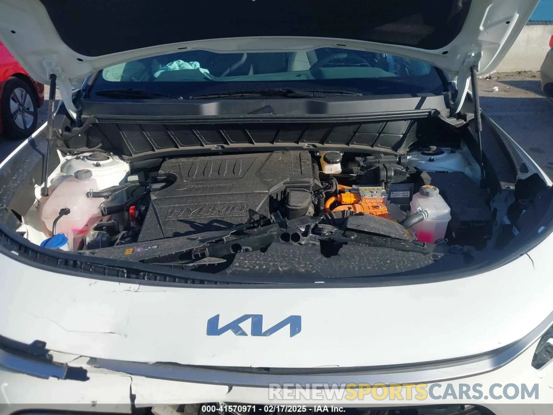10 Photograph of a damaged car KNDCP3LE6S5218628 KIA NIRO 2025