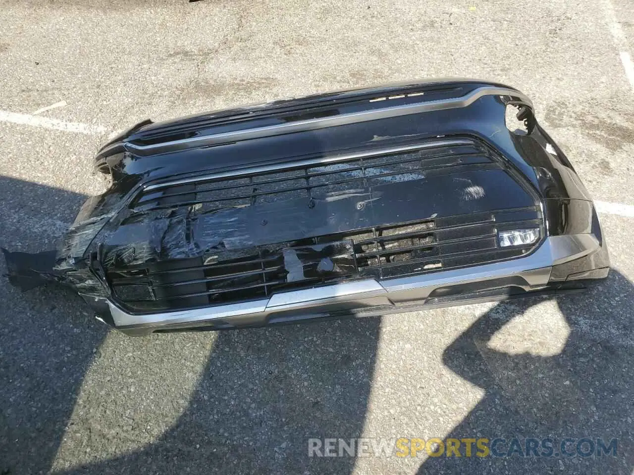 12 Photograph of a damaged car KNDCR3LE9S5239967 KIA NIRO 2025