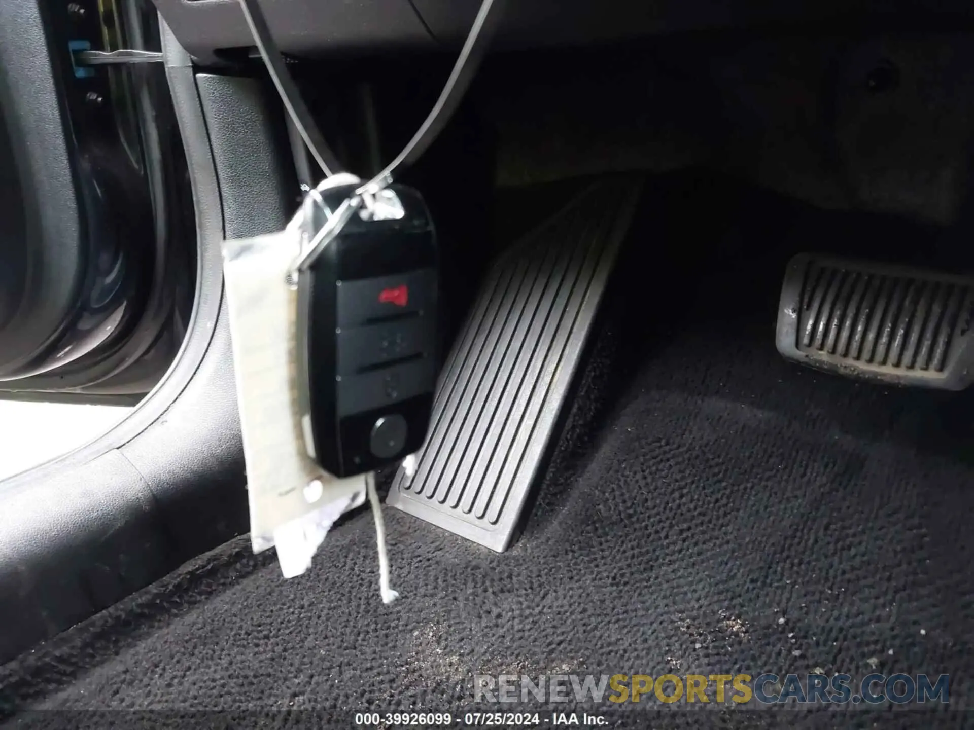 11 Photograph of a damaged car KNDCC3LG0K5024433 KIA NIRO EV 2019