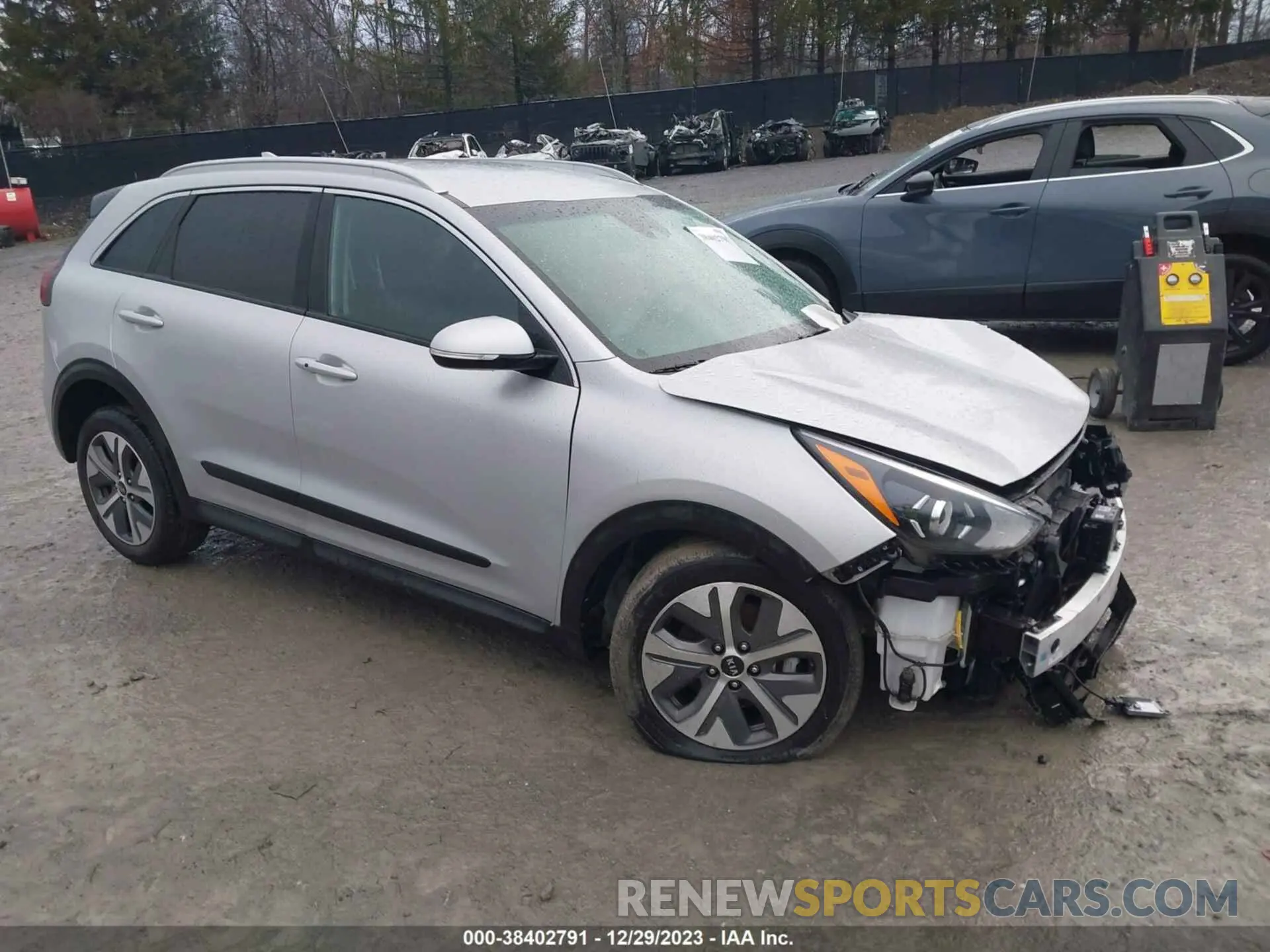 1 Photograph of a damaged car KNDCC3LG1L5076154 KIA NIRO EV 2020