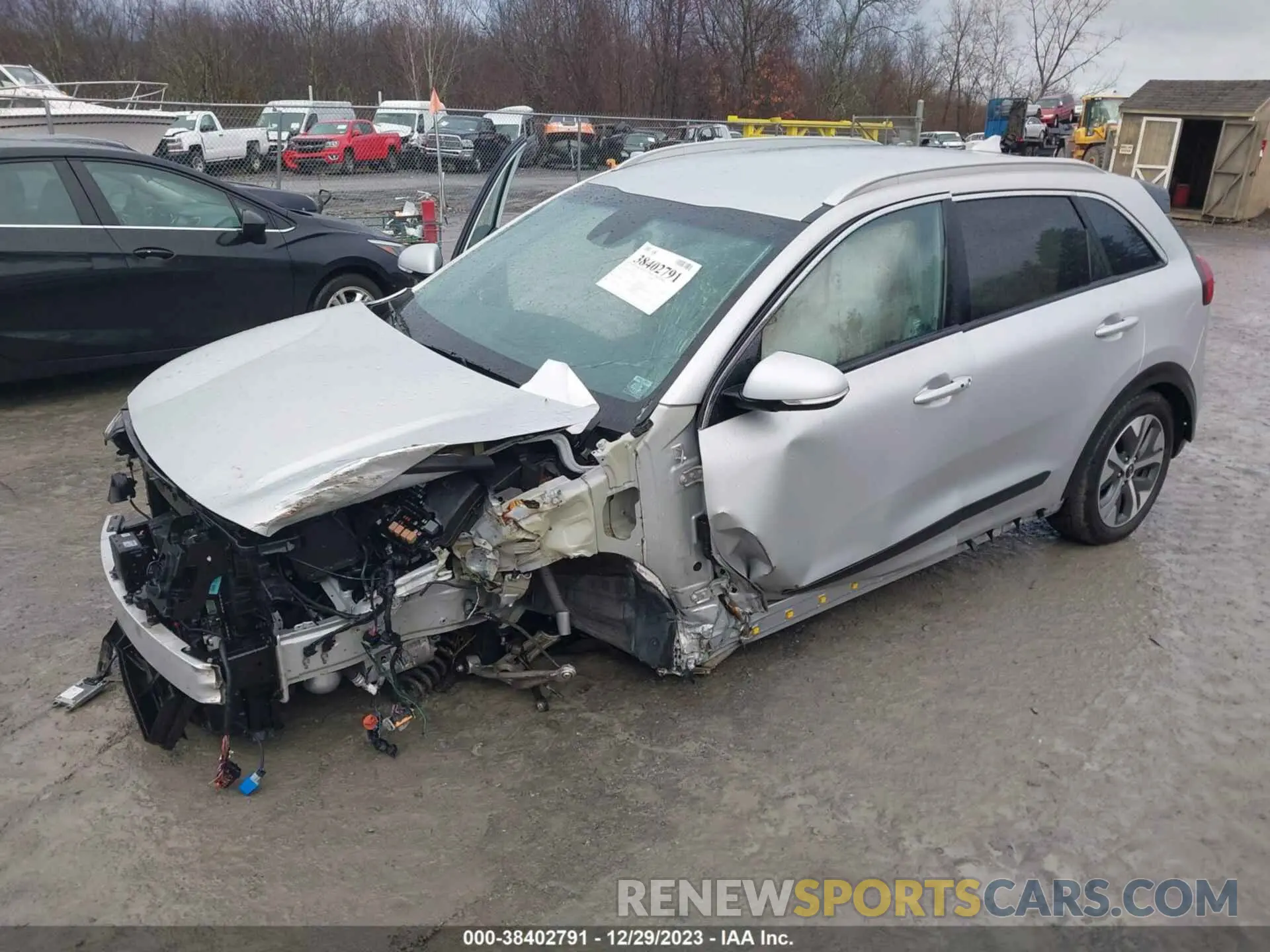 2 Photograph of a damaged car KNDCC3LG1L5076154 KIA NIRO EV 2020