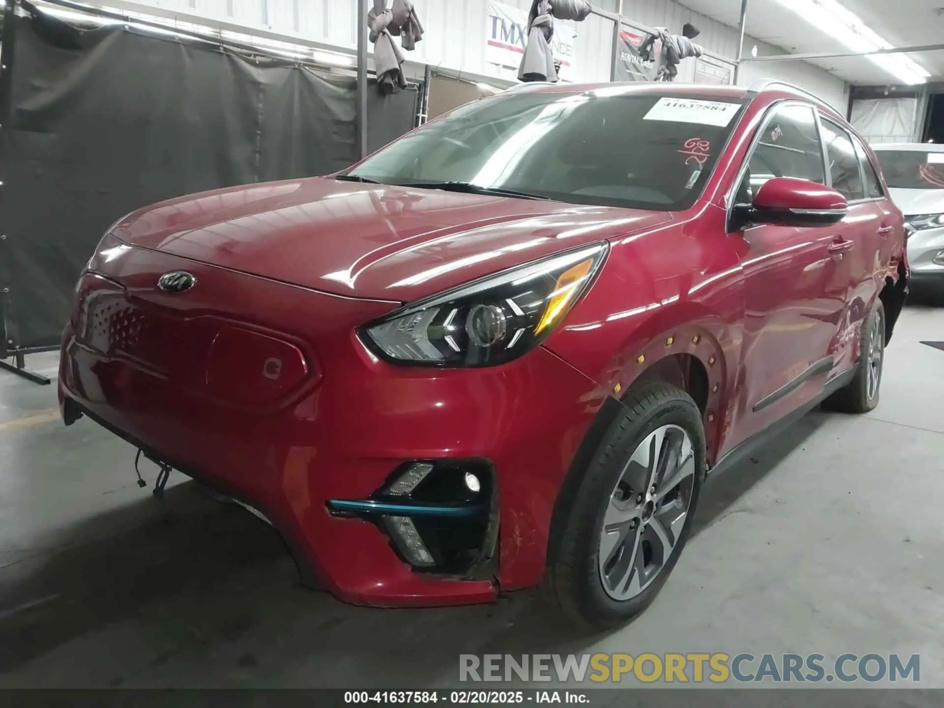2 Photograph of a damaged car KNDCC3LG4L5040684 KIA NIRO EV 2020