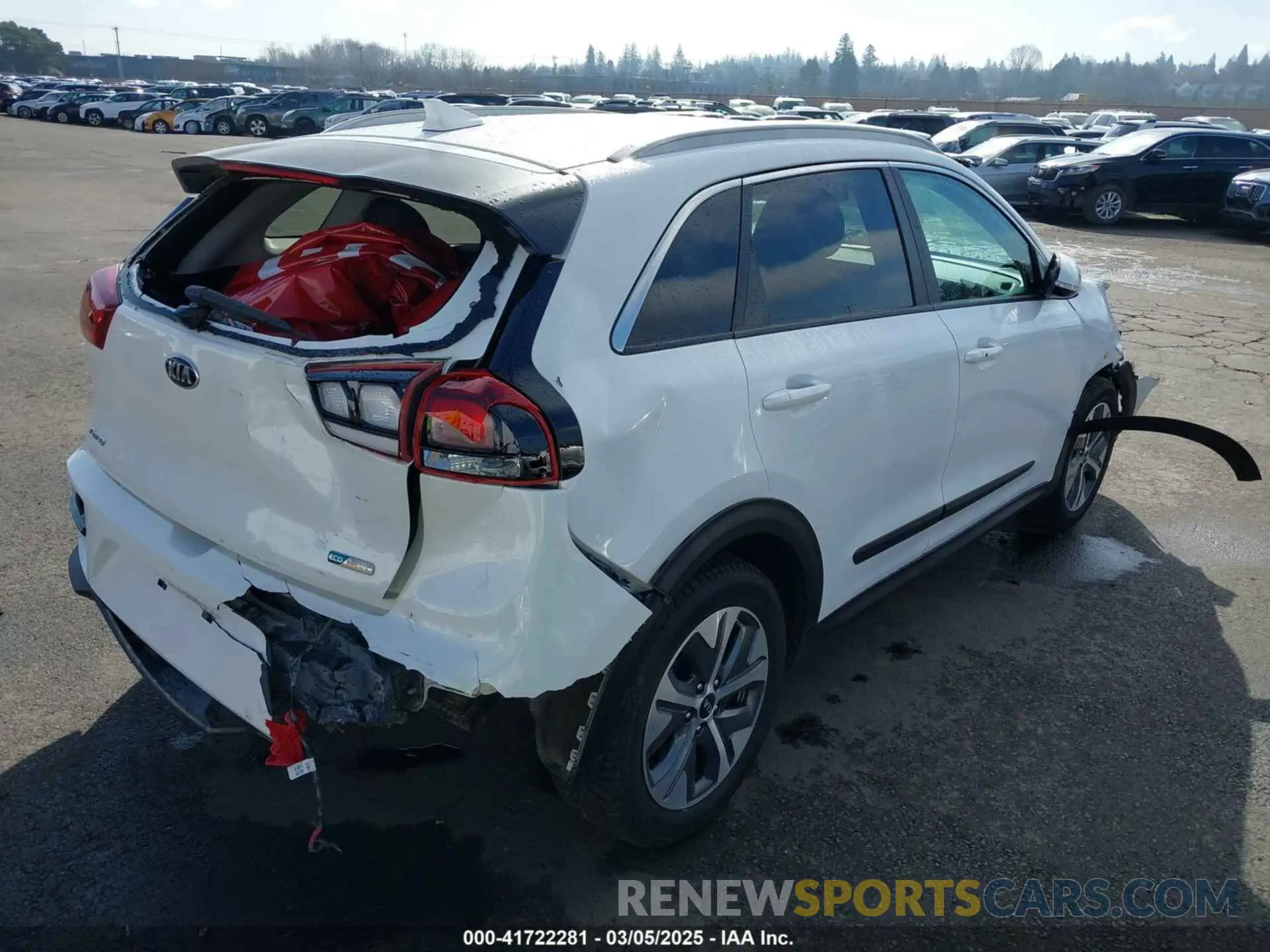 21 Photograph of a damaged car KNDCC3LG9L5055729 KIA NIRO EV 2020