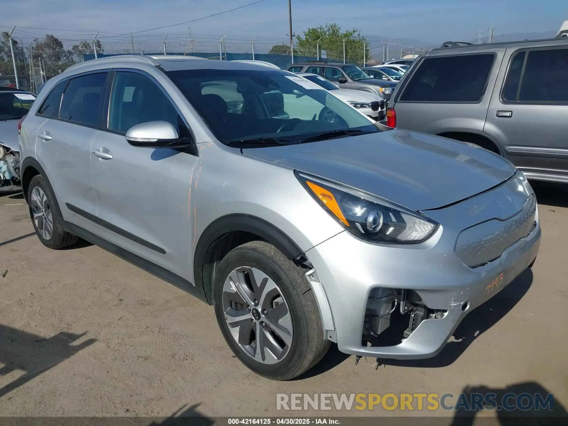 1 Photograph of a damaged car KNDCE3LG1L5071000 KIA NIRO EV 2020