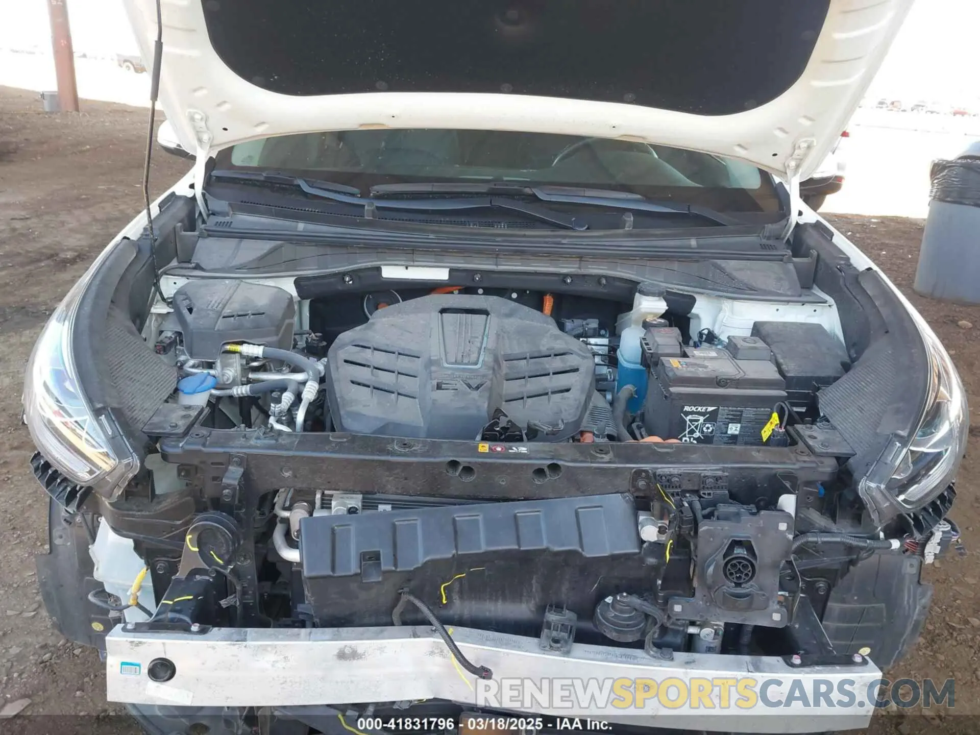 10 Photograph of a damaged car KNDCE3LG2L5072673 KIA NIRO EV 2020