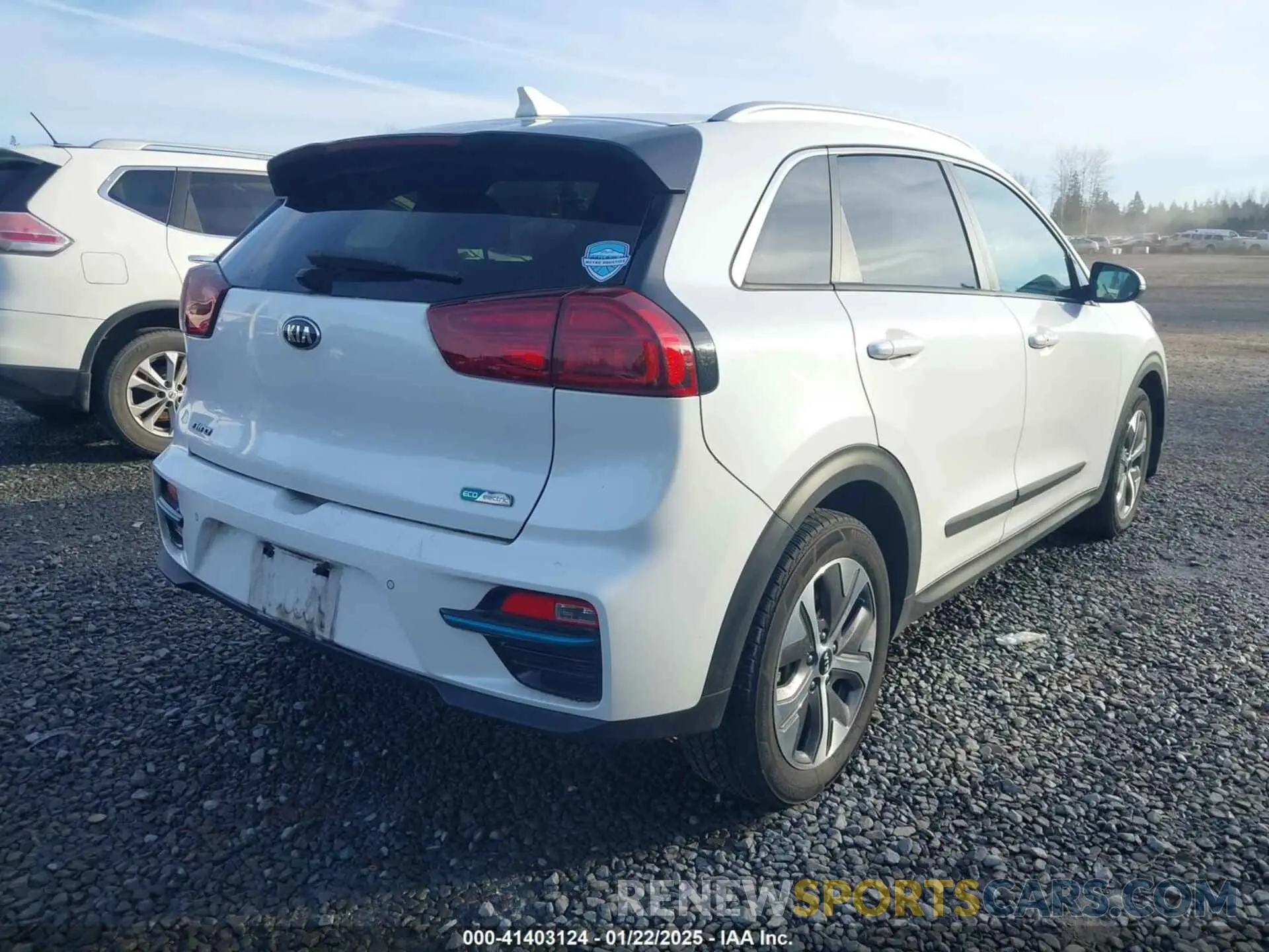 4 Photograph of a damaged car KNDCE3LG3L5036443 KIA NIRO EV 2020