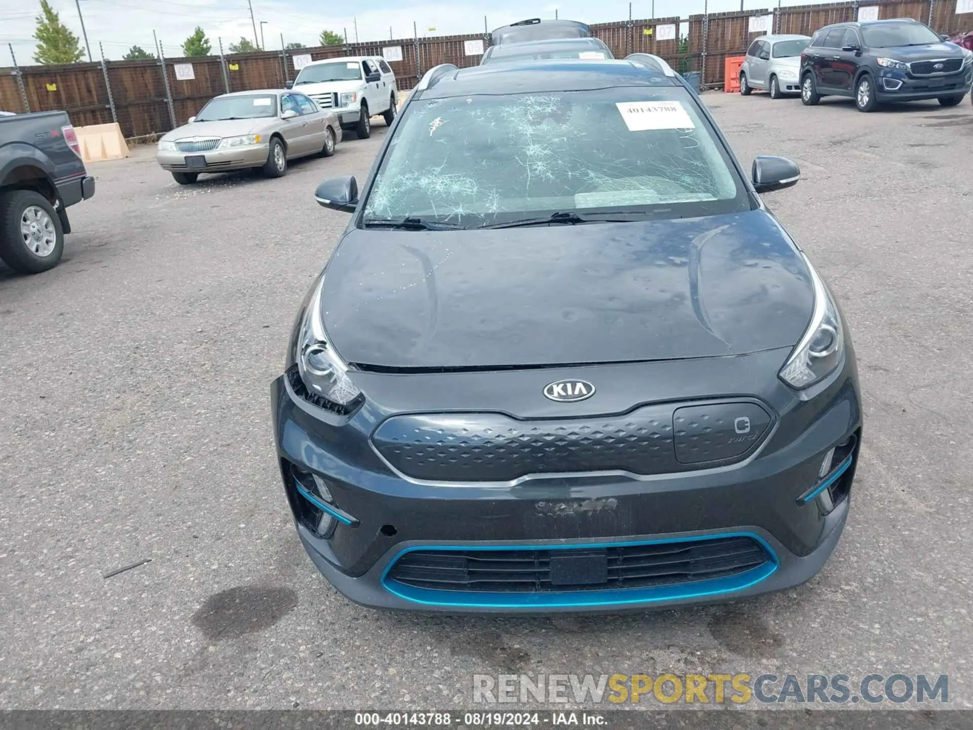12 Photograph of a damaged car KNDCE3LG9L5071276 KIA NIRO EV 2020