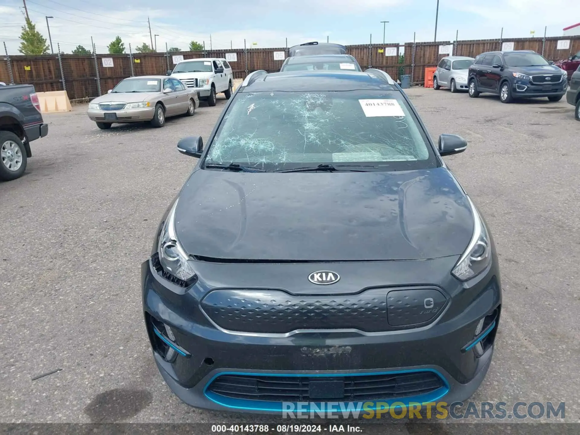 6 Photograph of a damaged car KNDCE3LG9L5071276 KIA NIRO EV 2020