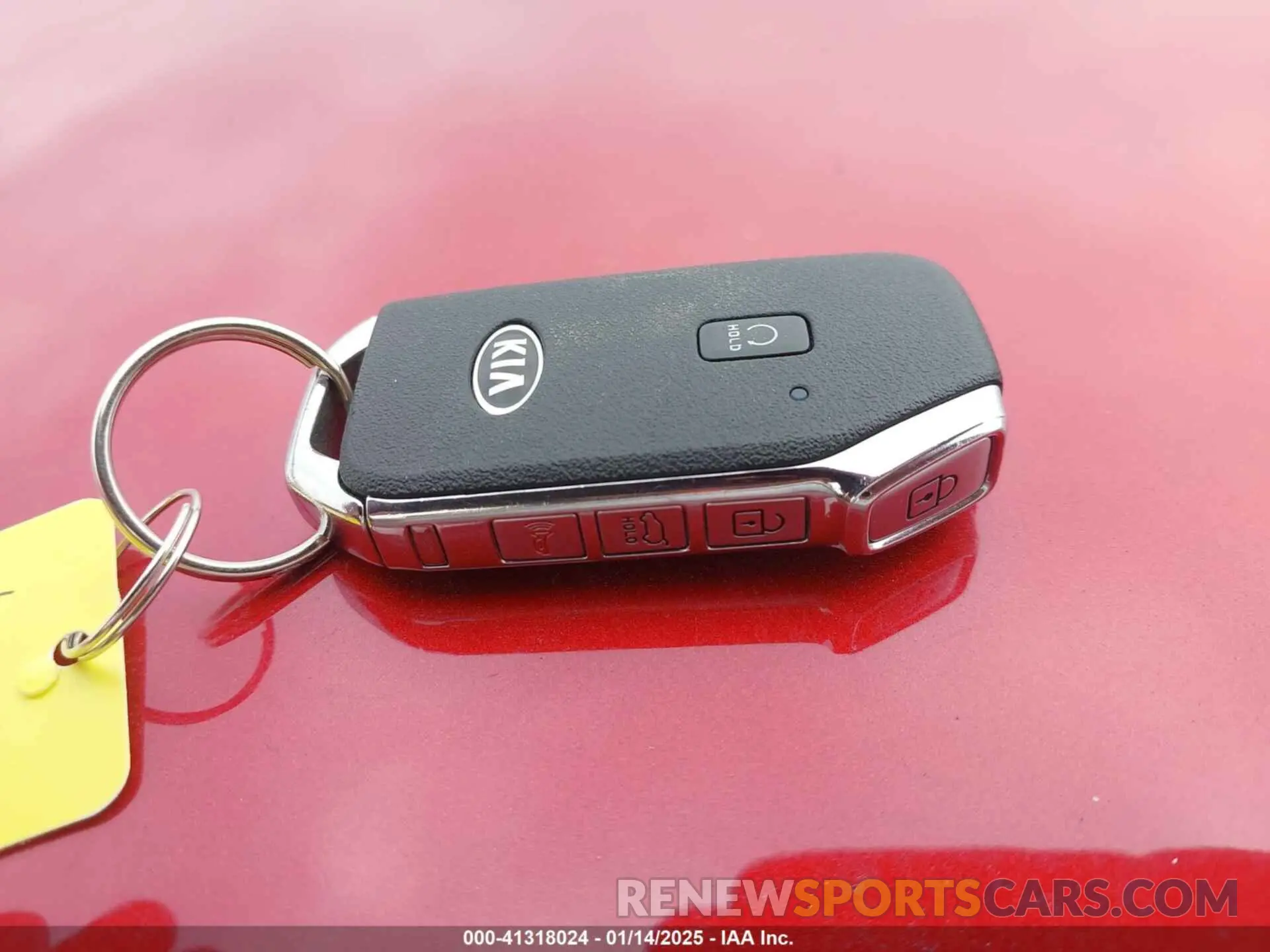 11 Photograph of a damaged car KNDCC3LG4M5088090 KIA NIRO EV 2021
