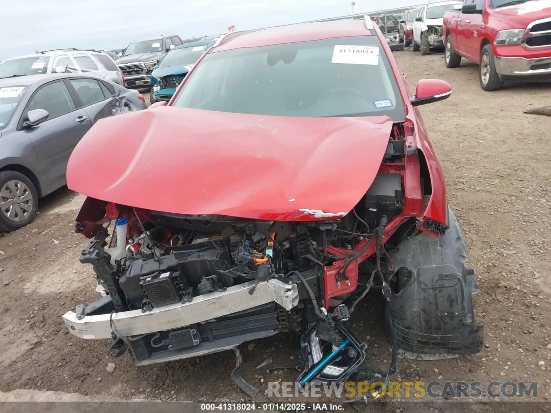 13 Photograph of a damaged car KNDCC3LG4M5088090 KIA NIRO EV 2021