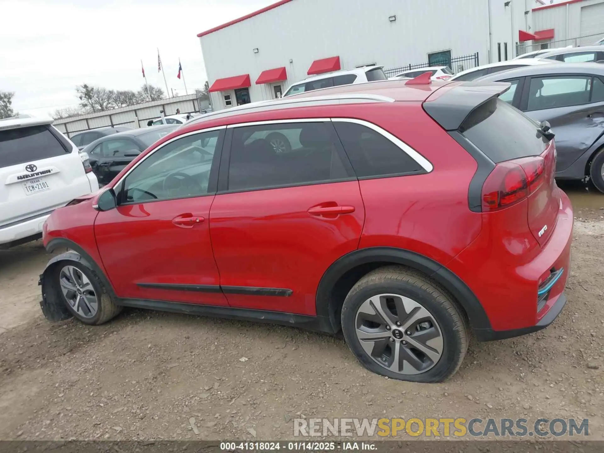 15 Photograph of a damaged car KNDCC3LG4M5088090 KIA NIRO EV 2021