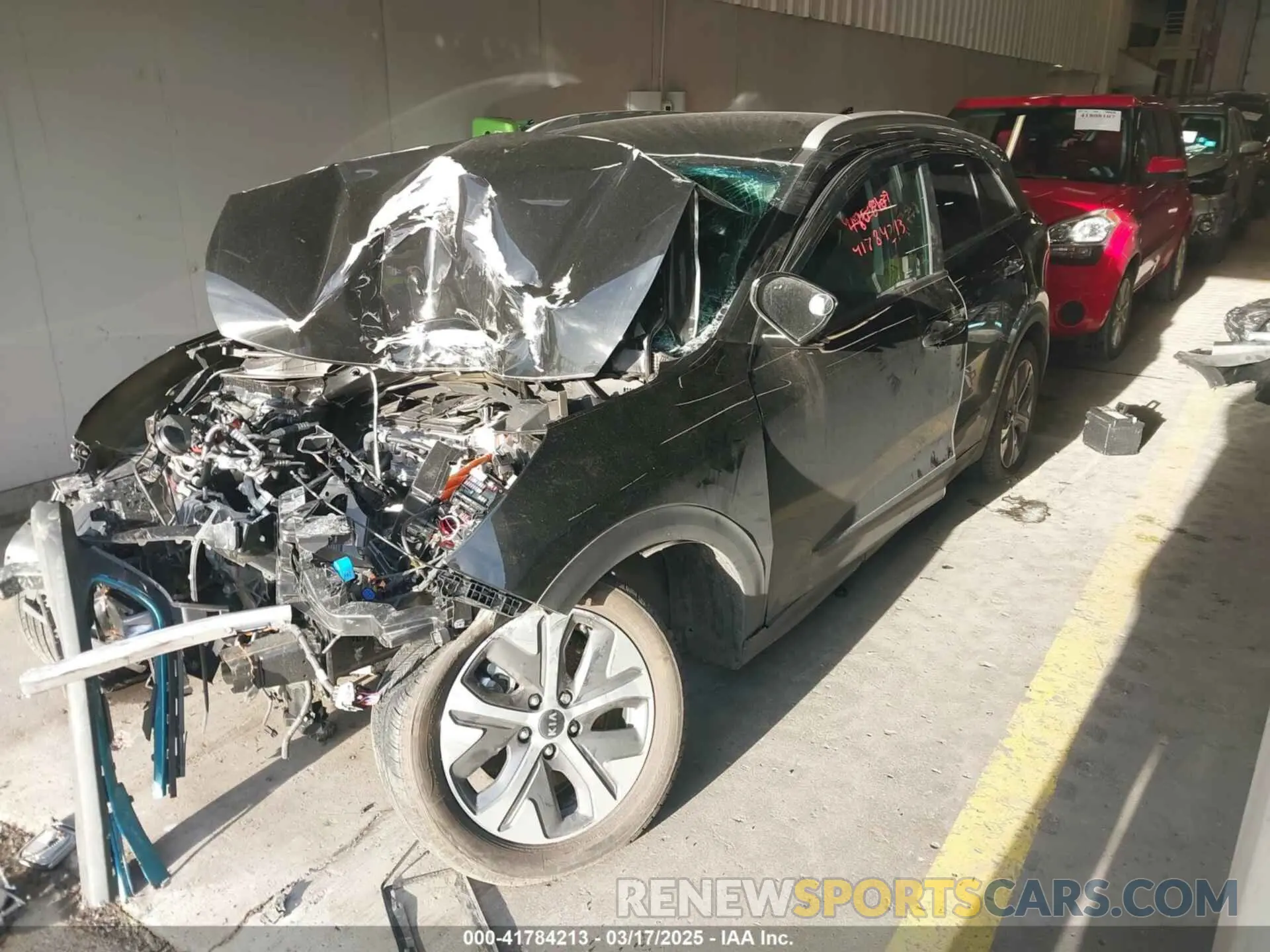 2 Photograph of a damaged car KNDCC3LG7M5098807 KIA NIRO EV 2021