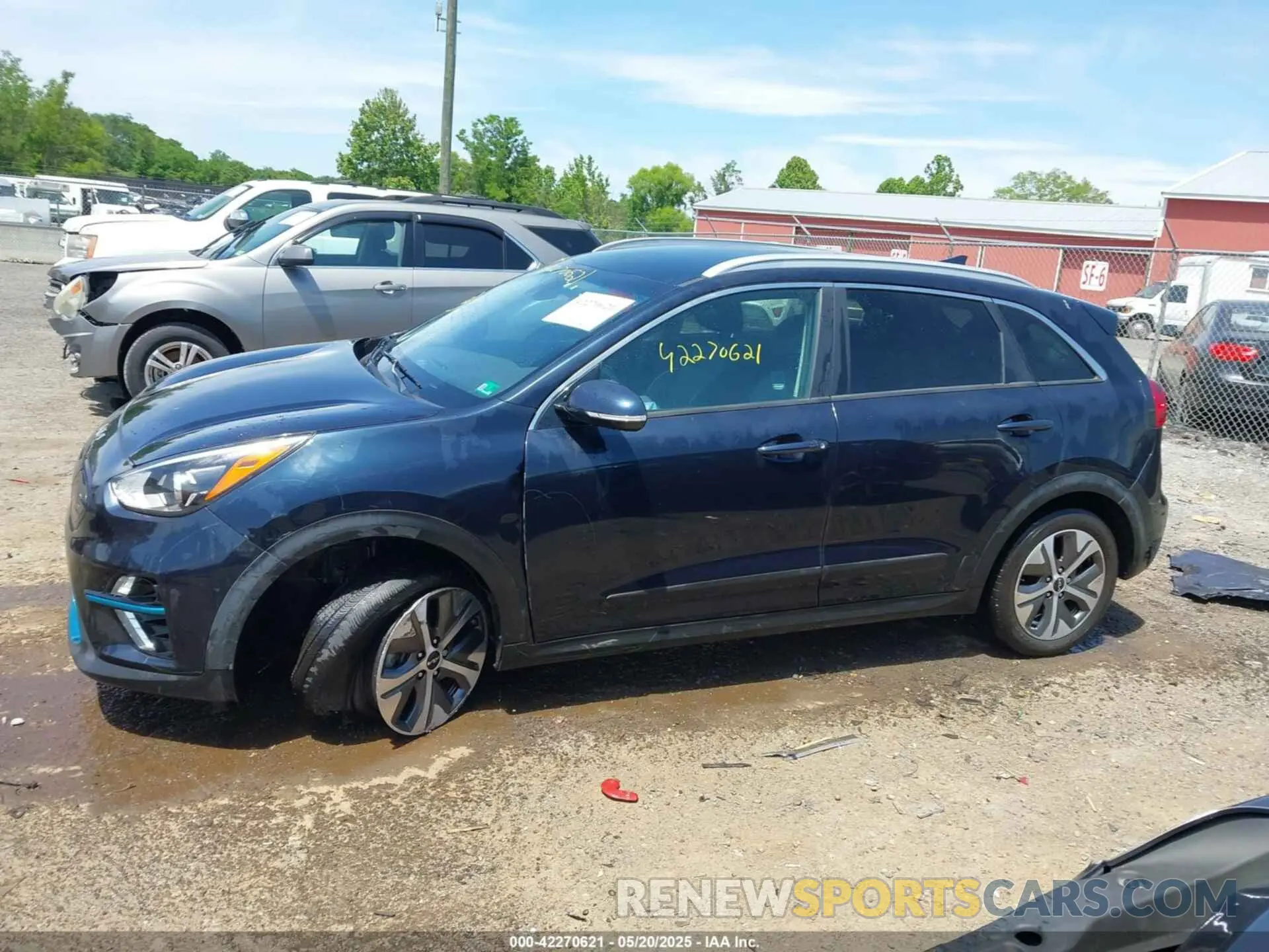 15 Photograph of a damaged car KNDCC3LG0N5121880 KIA NIRO EV 2022