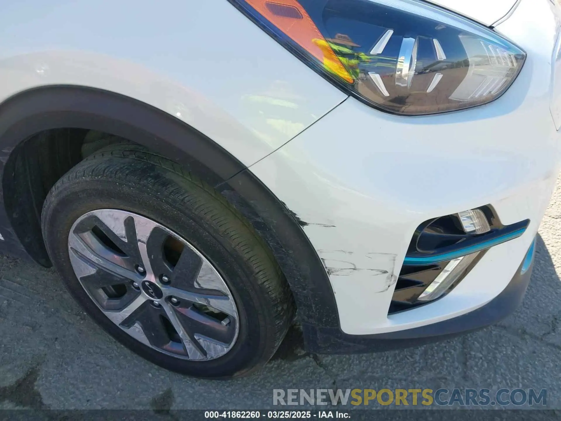 20 Photograph of a damaged car KNDCC3LG1N5160736 KIA NIRO EV 2022