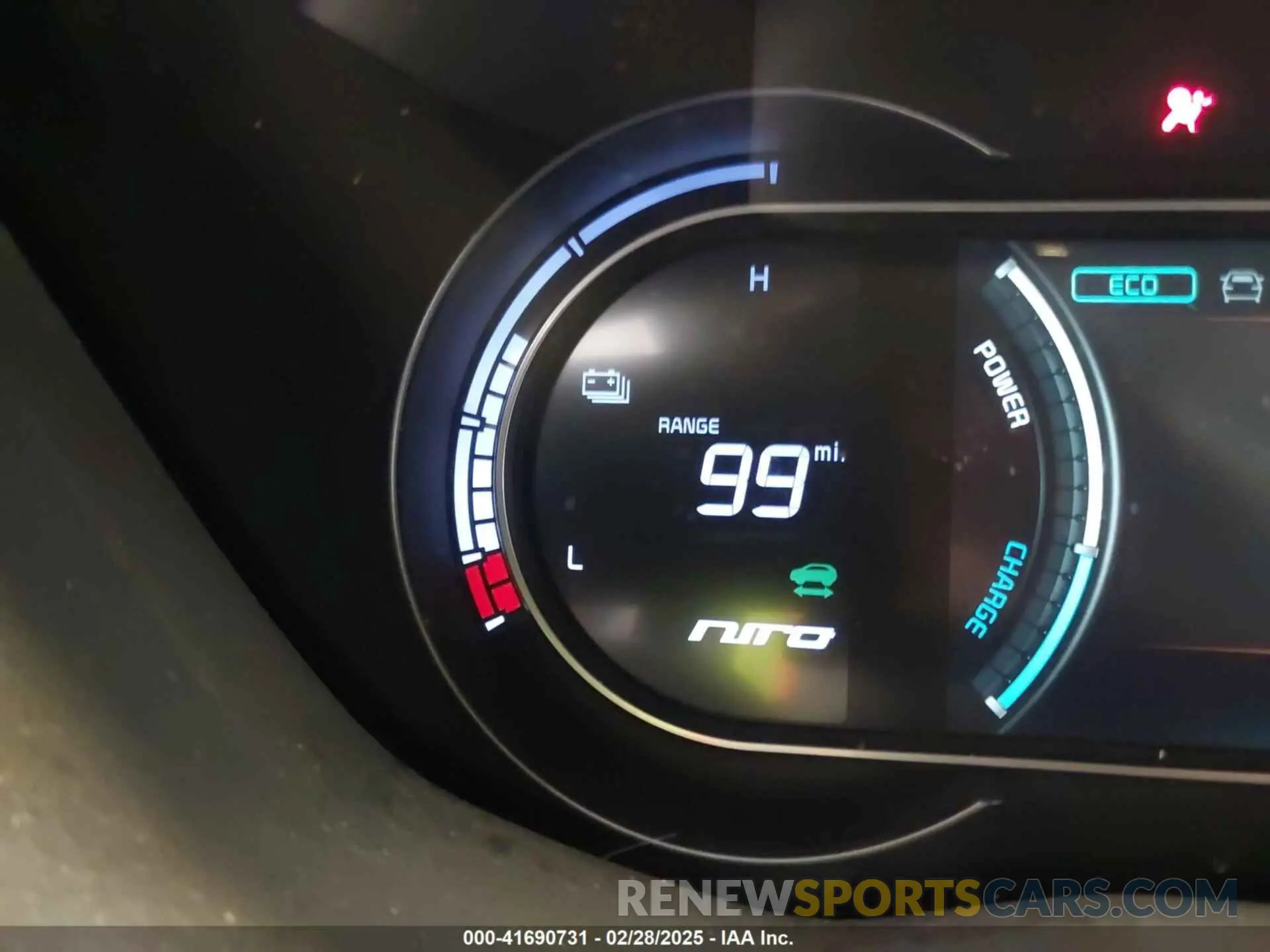 18 Photograph of a damaged car KNDCC3LG3N5116754 KIA NIRO EV 2022