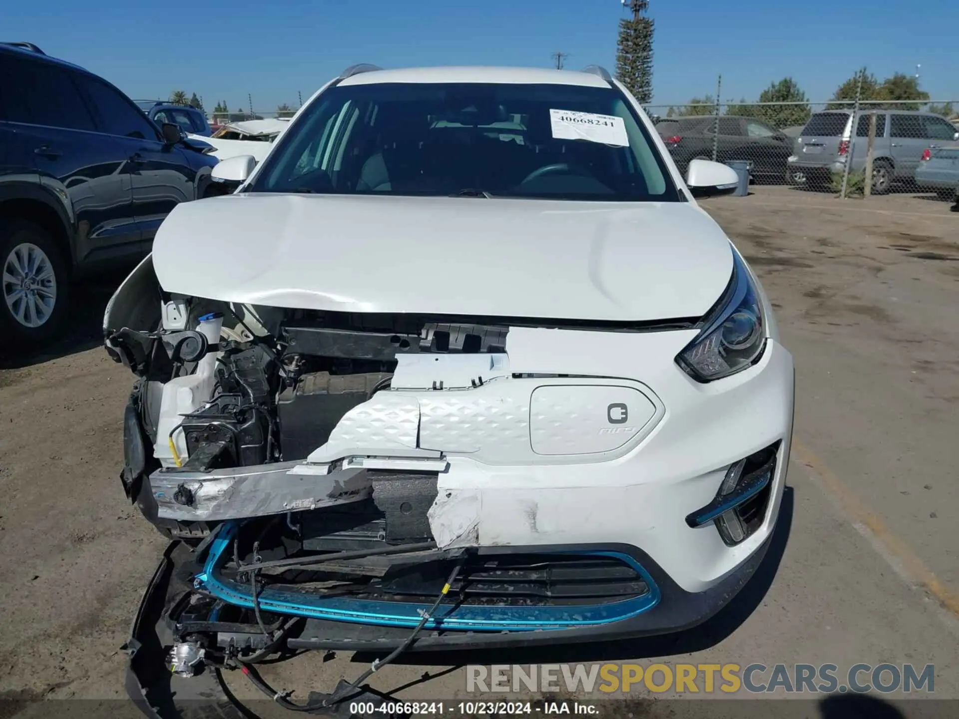 12 Photograph of a damaged car KNDCC3LG8N5160250 KIA NIRO EV 2022