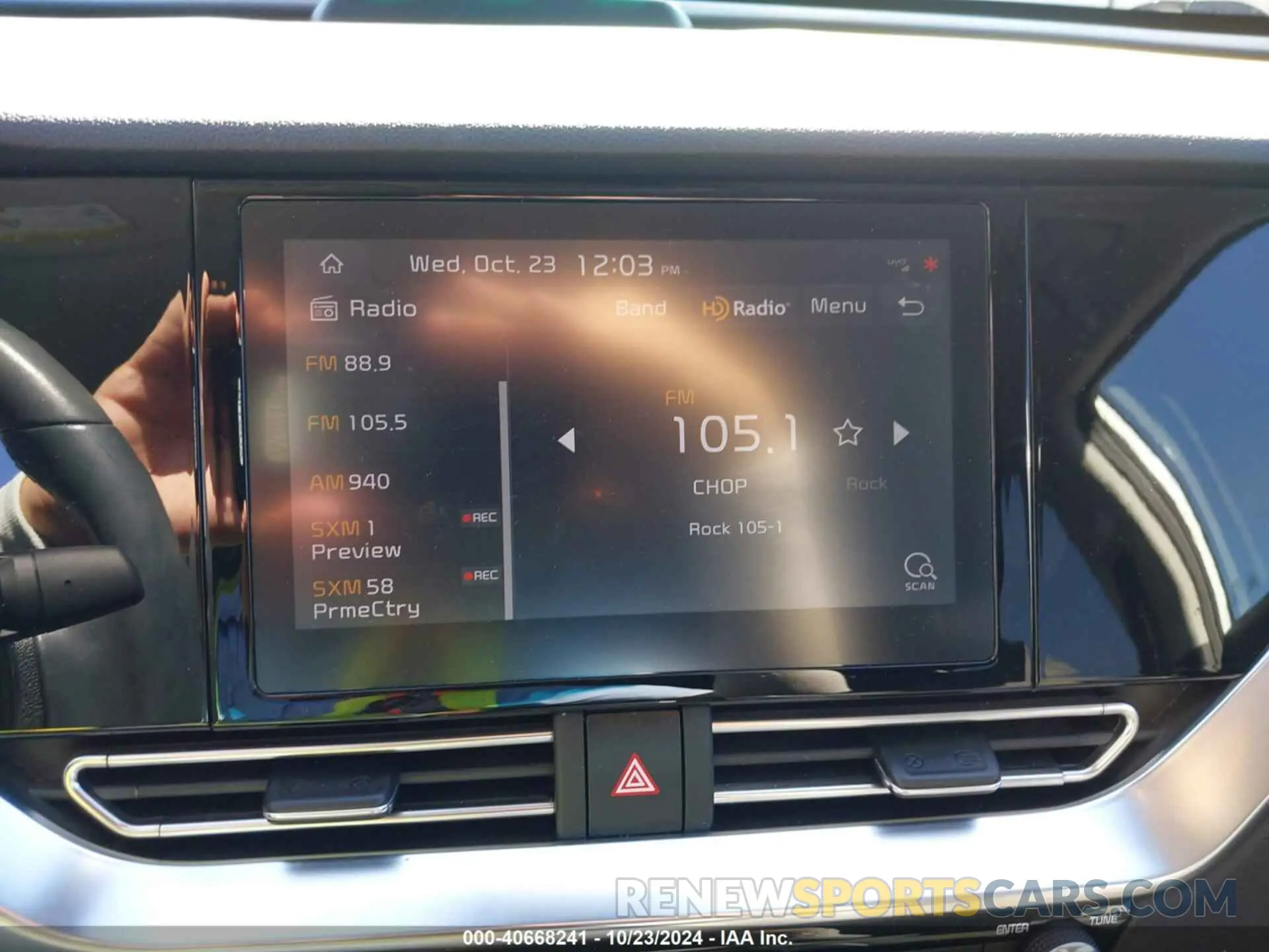 18 Photograph of a damaged car KNDCC3LG8N5160250 KIA NIRO EV 2022