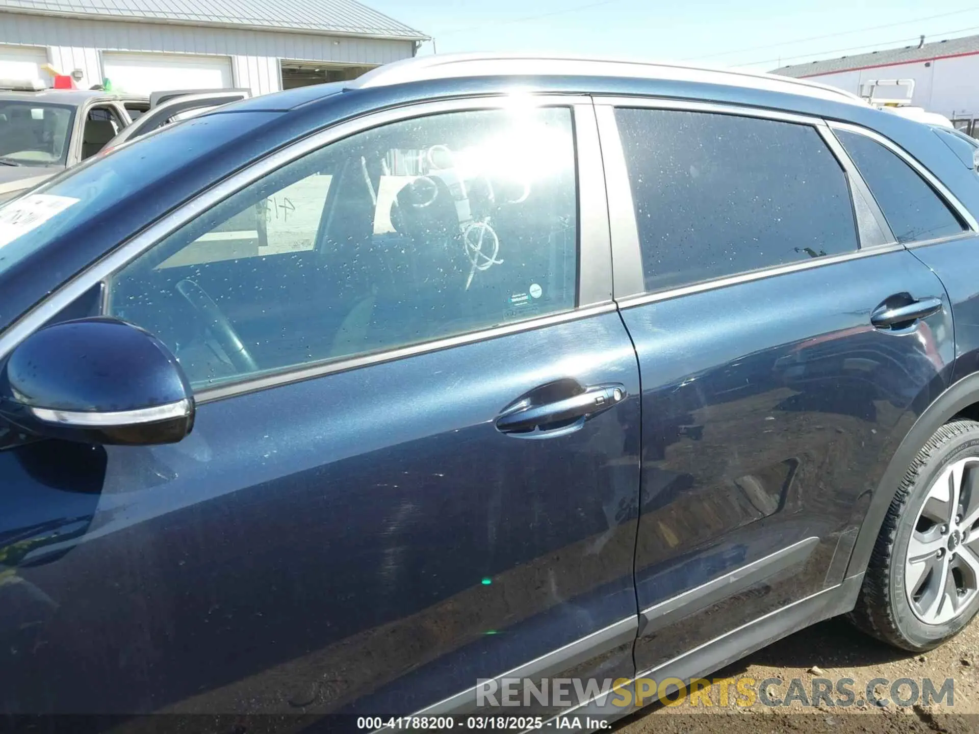 13 Photograph of a damaged car KNDCC3LG9N5115995 KIA NIRO EV 2022