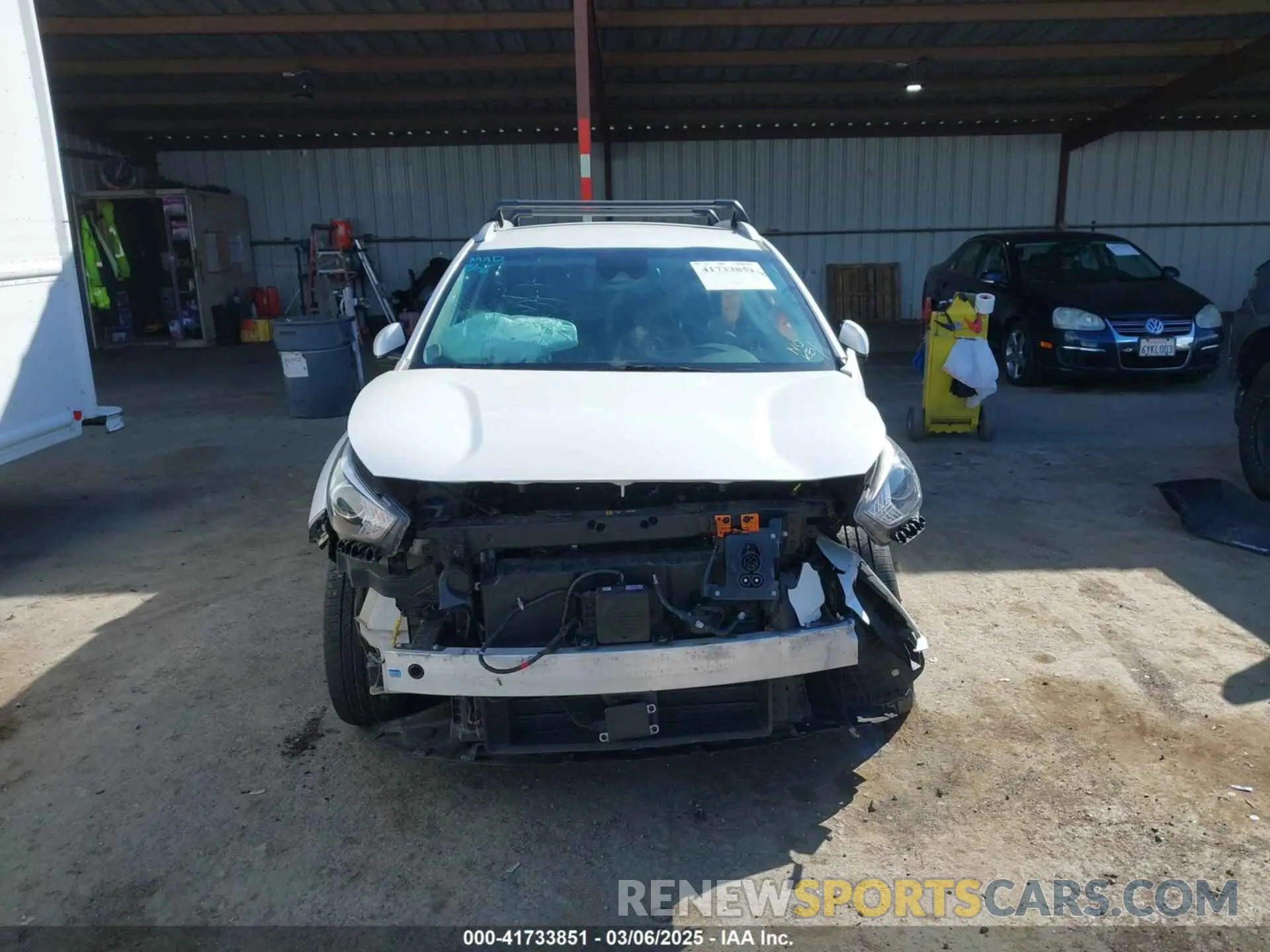 12 Photograph of a damaged car KNDCC3LGXN5142929 KIA NIRO EV 2022
