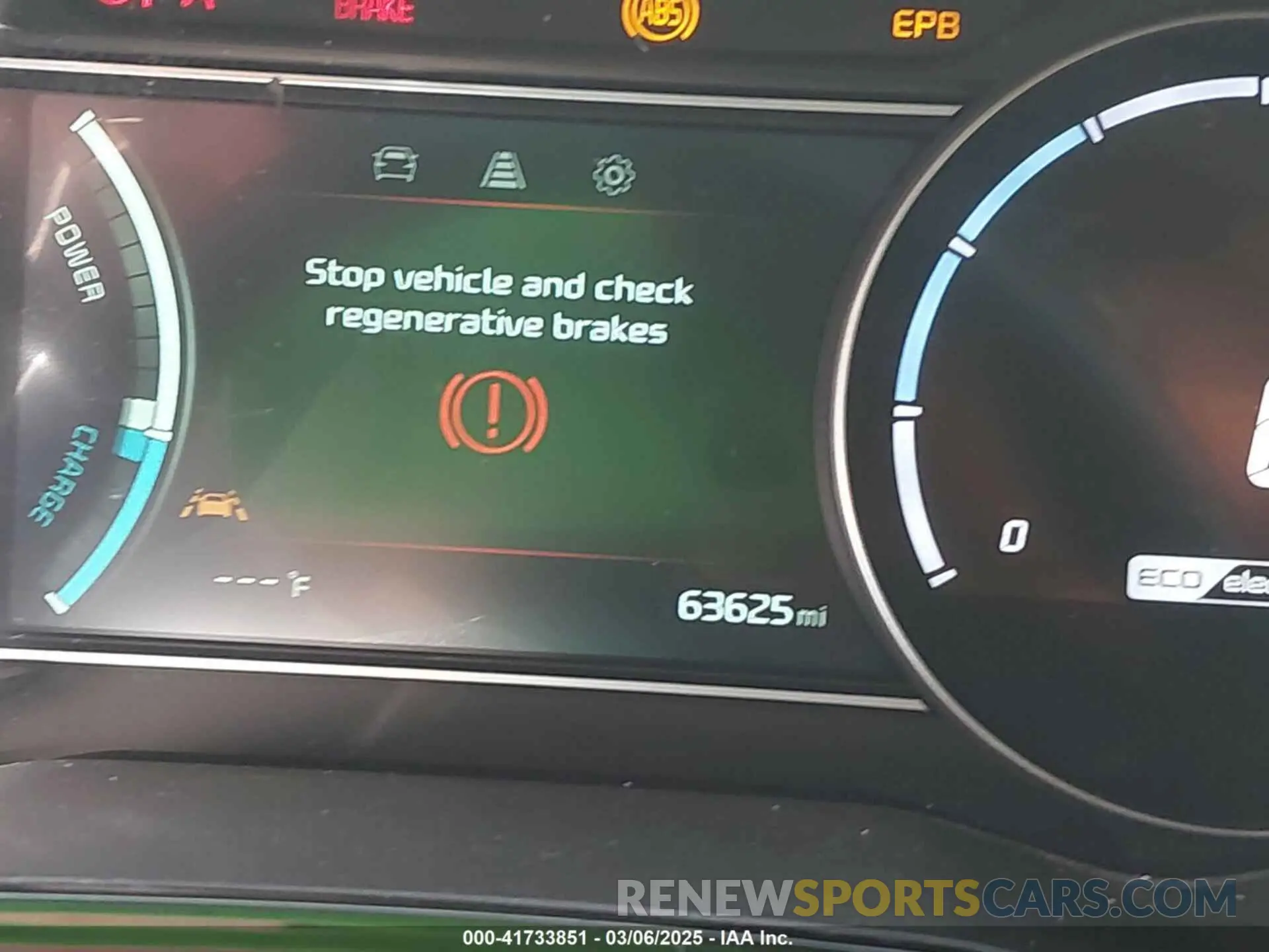 15 Photograph of a damaged car KNDCC3LGXN5142929 KIA NIRO EV 2022