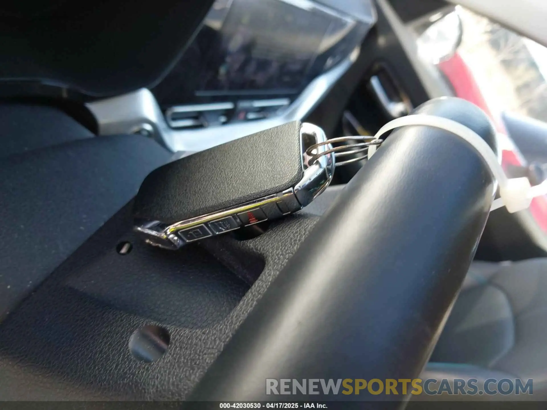 11 Photograph of a damaged car KNDCE3LG9N5146643 KIA NIRO EV 2022