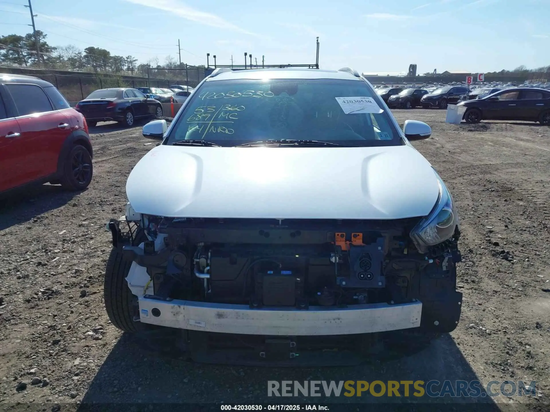 13 Photograph of a damaged car KNDCE3LG9N5146643 KIA NIRO EV 2022