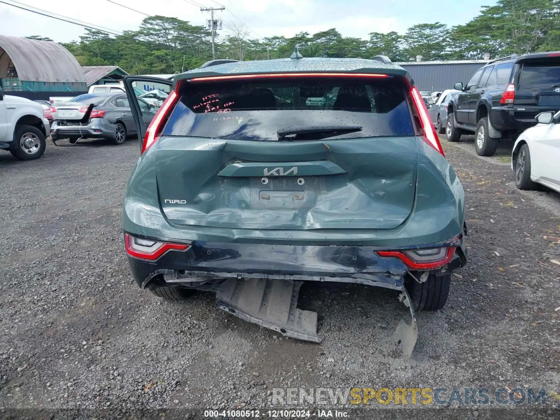 16 Photograph of a damaged car KNDCT3L17P5018213 KIA NIRO EV 2023