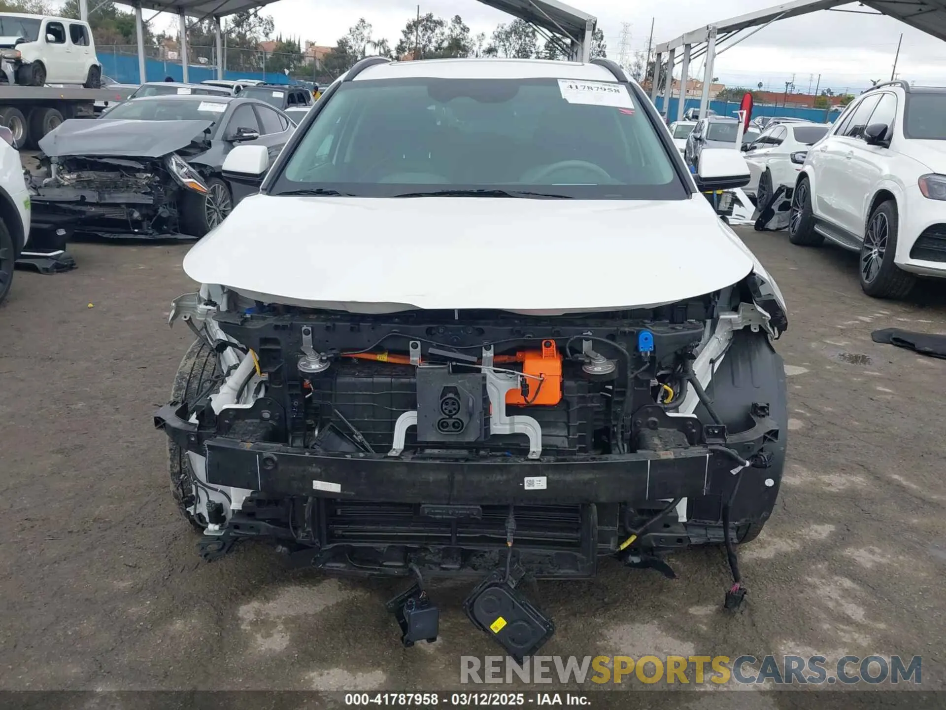 13 Photograph of a damaged car KNDCT3L1XP5068359 KIA NIRO EV 2023