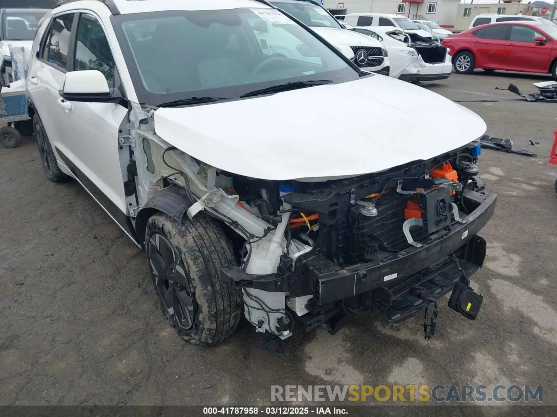 20 Photograph of a damaged car KNDCT3L1XP5068359 KIA NIRO EV 2023
