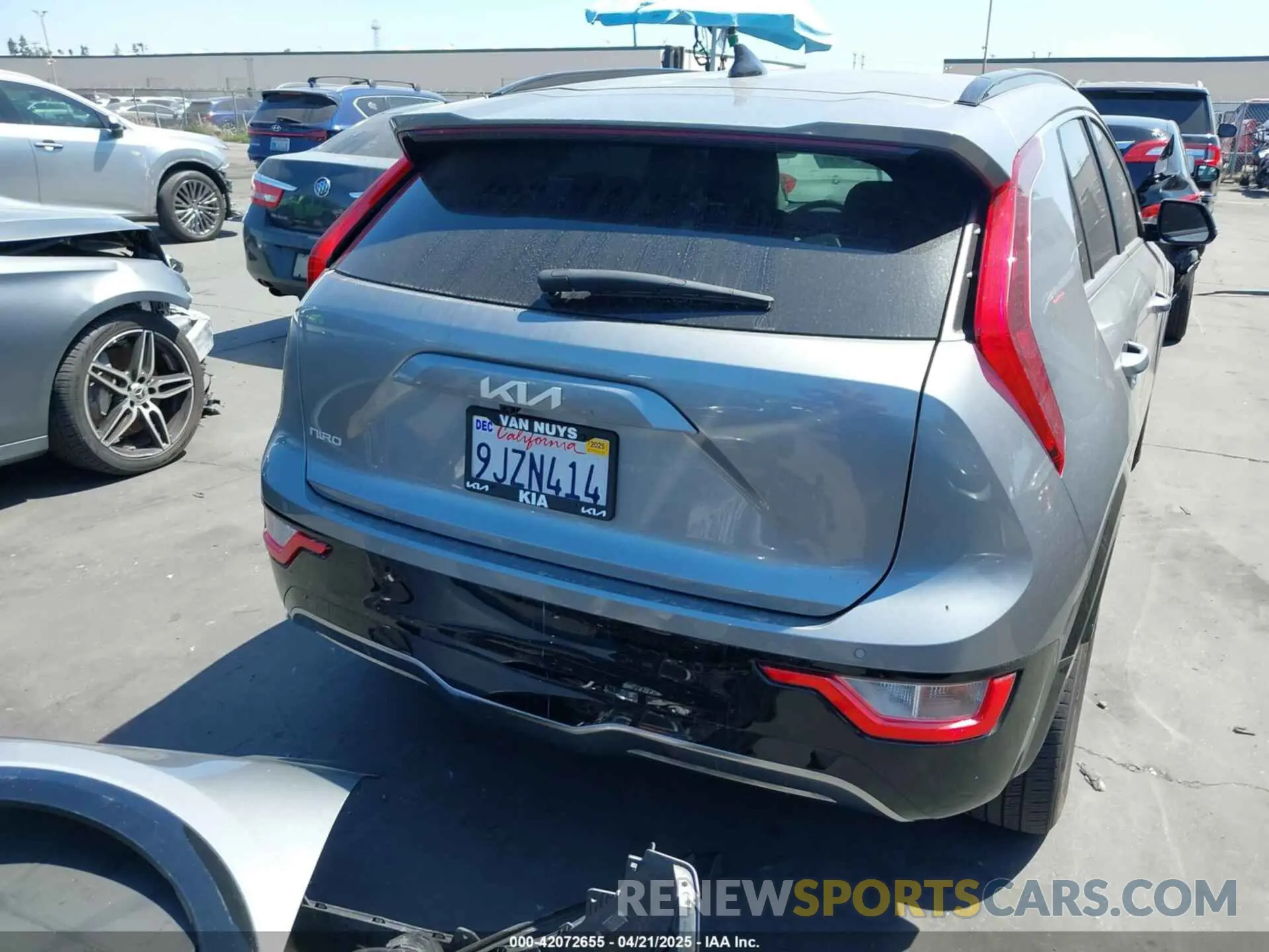 17 Photograph of a damaged car KNDCR3L10R5091750 KIA NIRO EV 2024