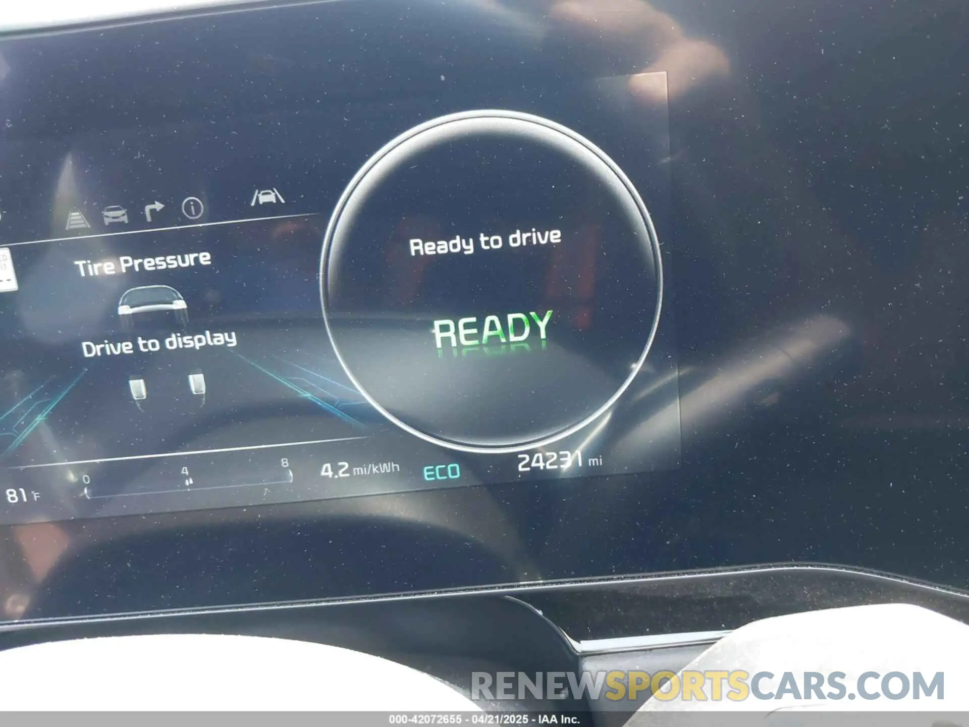 7 Photograph of a damaged car KNDCR3L10R5091750 KIA NIRO EV 2024
